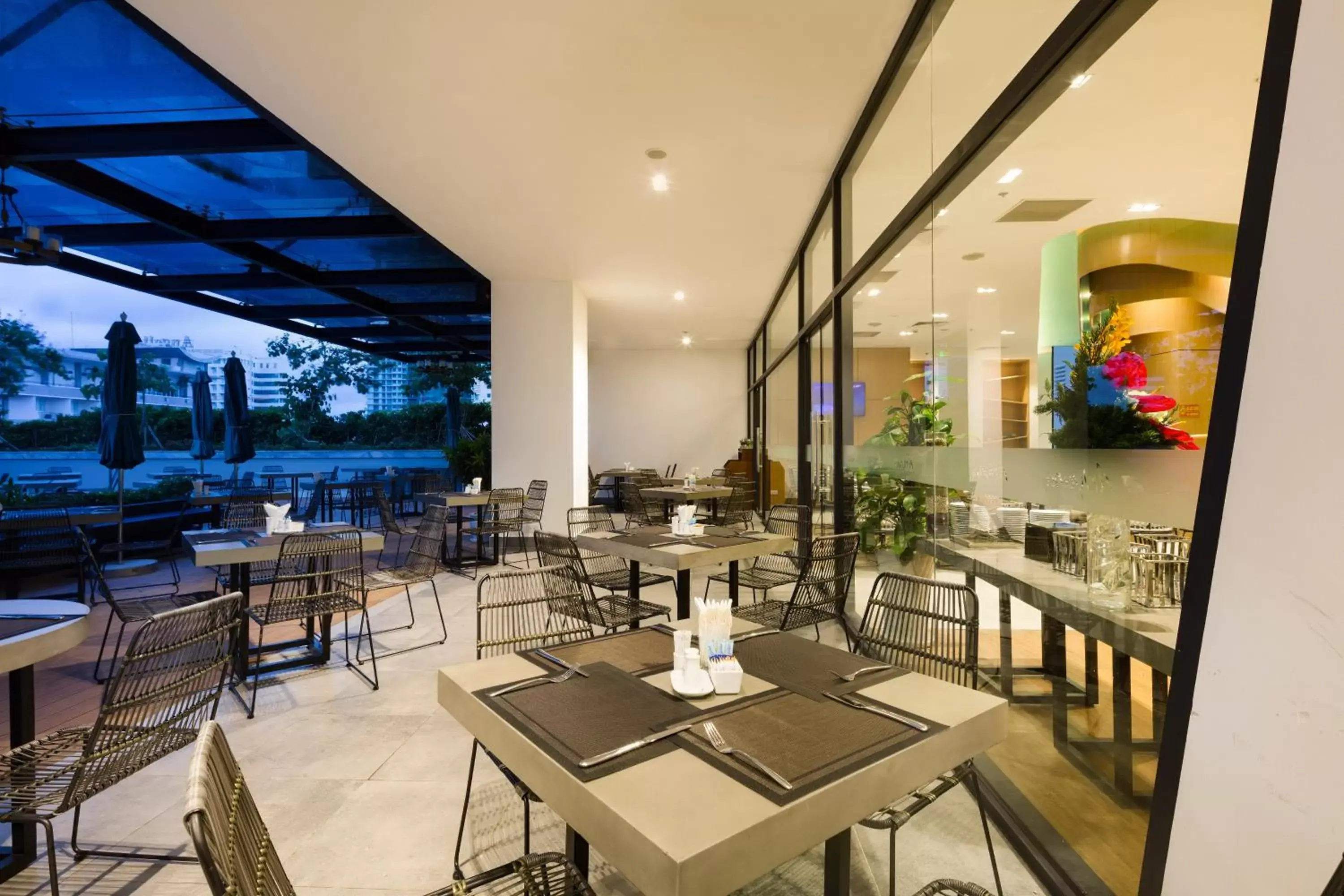 Patio, Restaurant/Places to Eat in Ariyana SmartCondotel Nha Trang