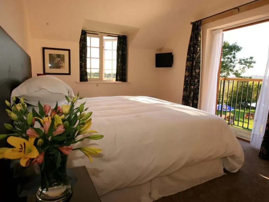 Bedroom, Bed in The Oak Inn Staplow