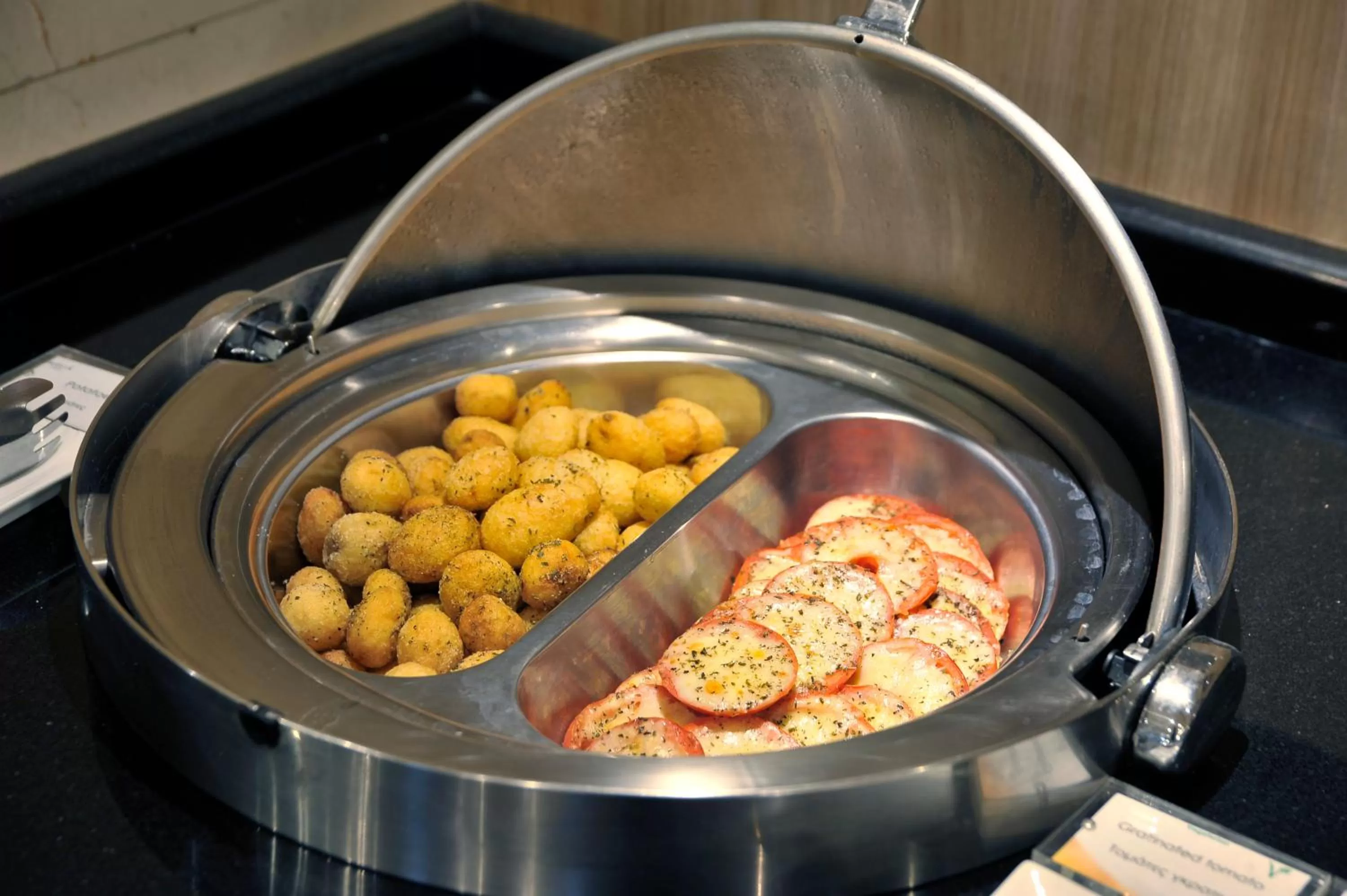 Buffet breakfast in Melia Athens