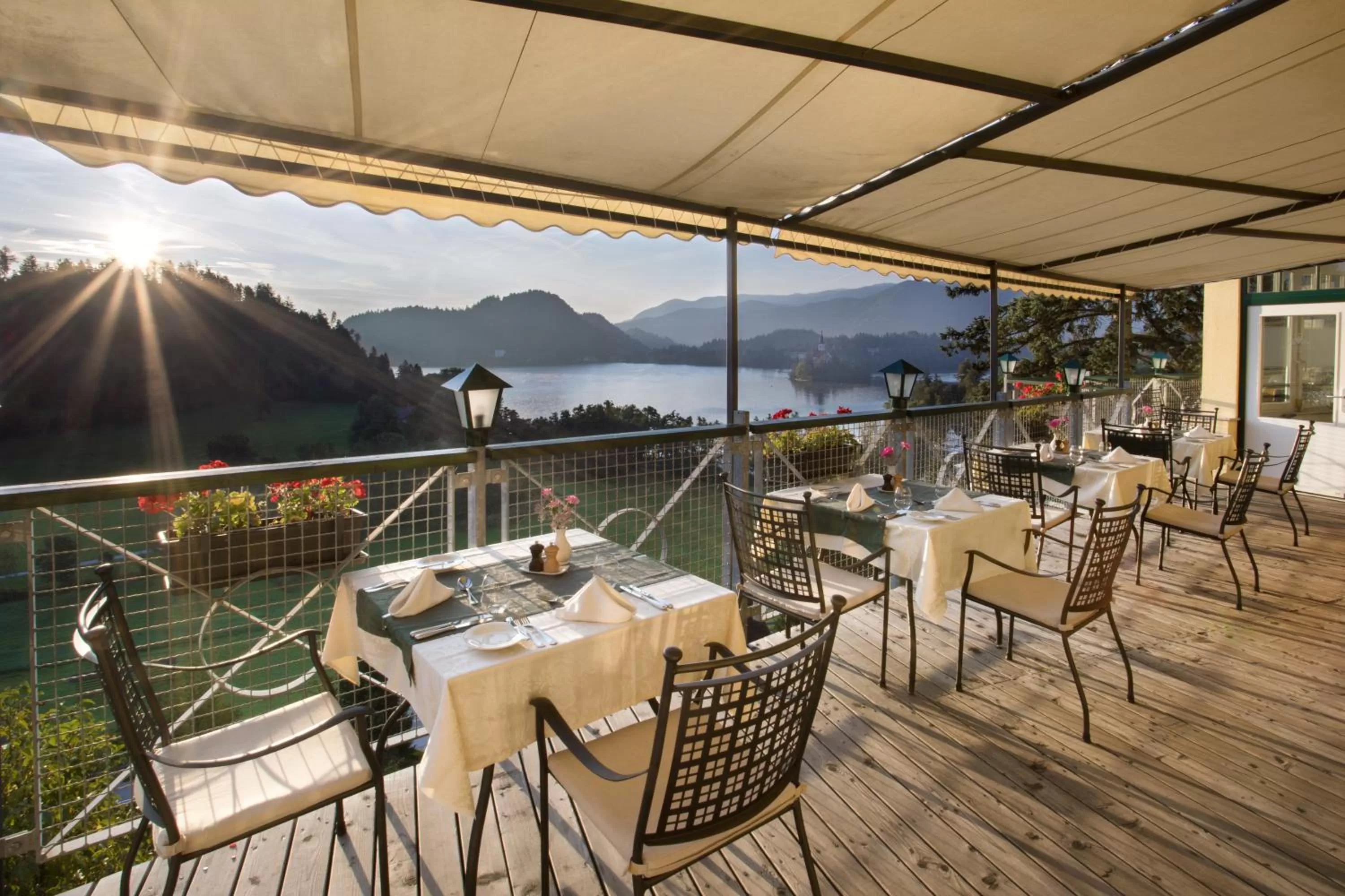 Restaurant/places to eat in Hotel Triglav