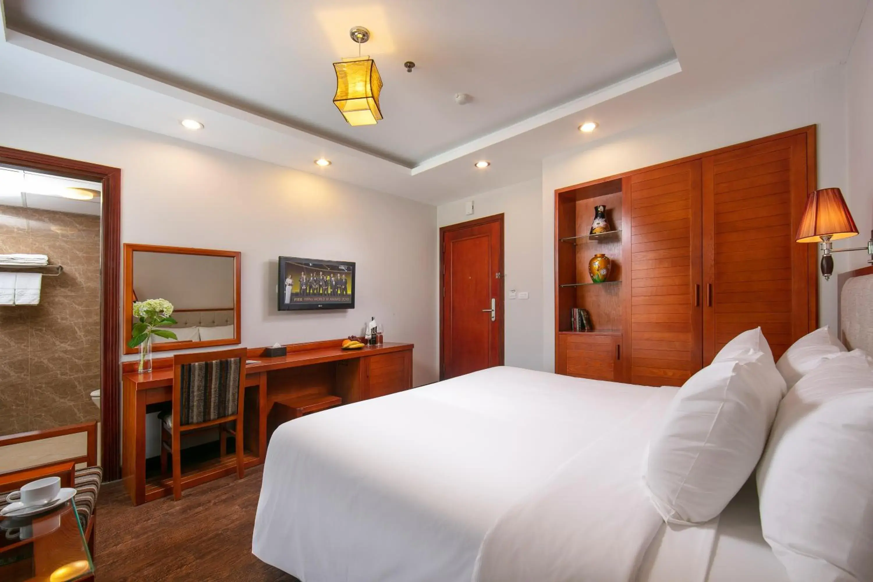 Bed in Sen Luxury Hotel - Managed by Sen Hotel Group Bed in Sen Luxury Hotel - Managed by Sen Hotel Group