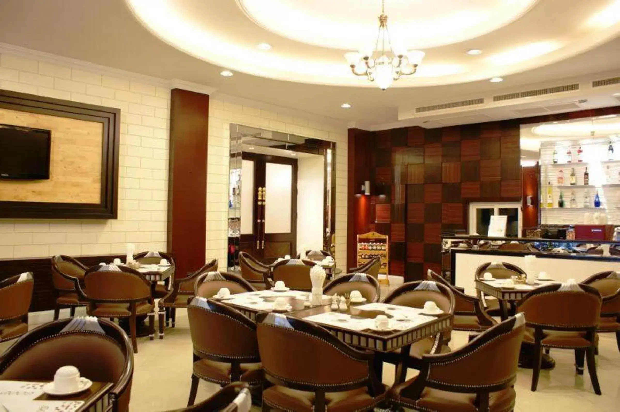 Restaurant/places to eat in LK Residence Restaurant/places to eat in LK Residence