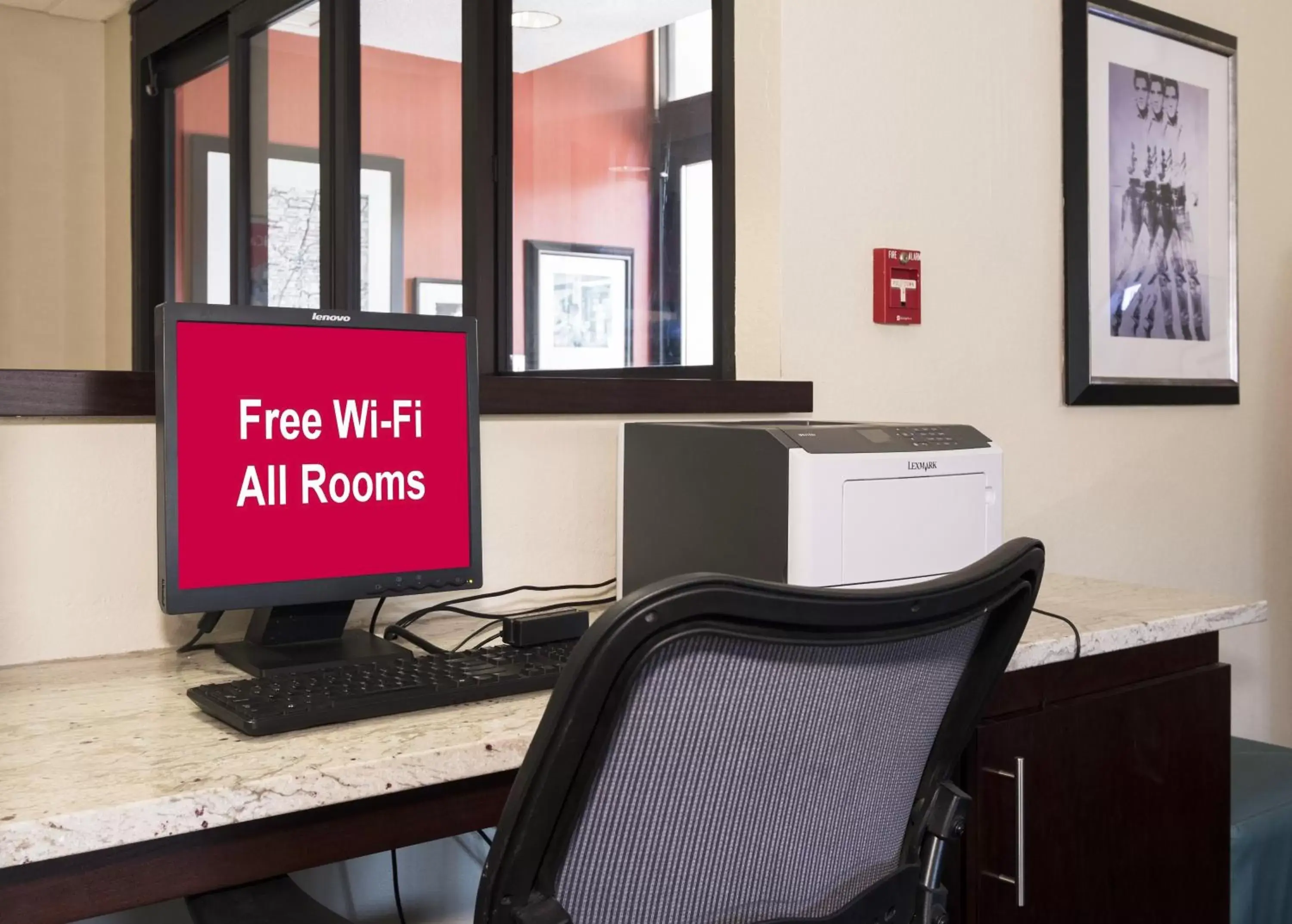 Business facilities in Red Roof Inn Tupelo