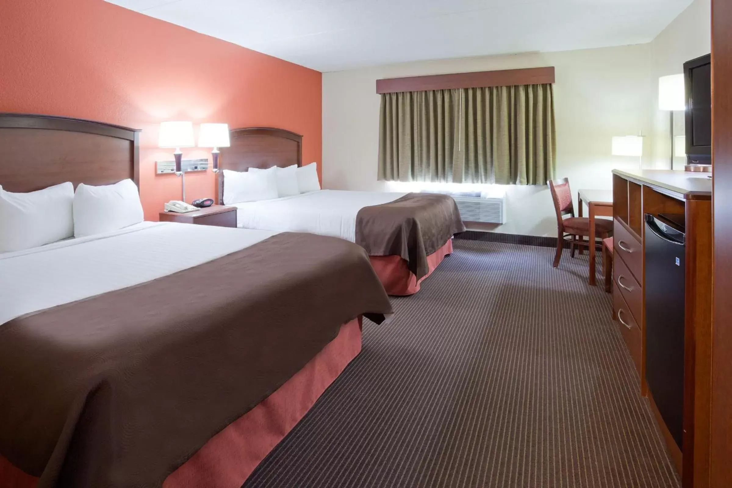Queen Room with Two Queen Beds - Non-Smoking in AmericInn by Wyndham Albert Lea