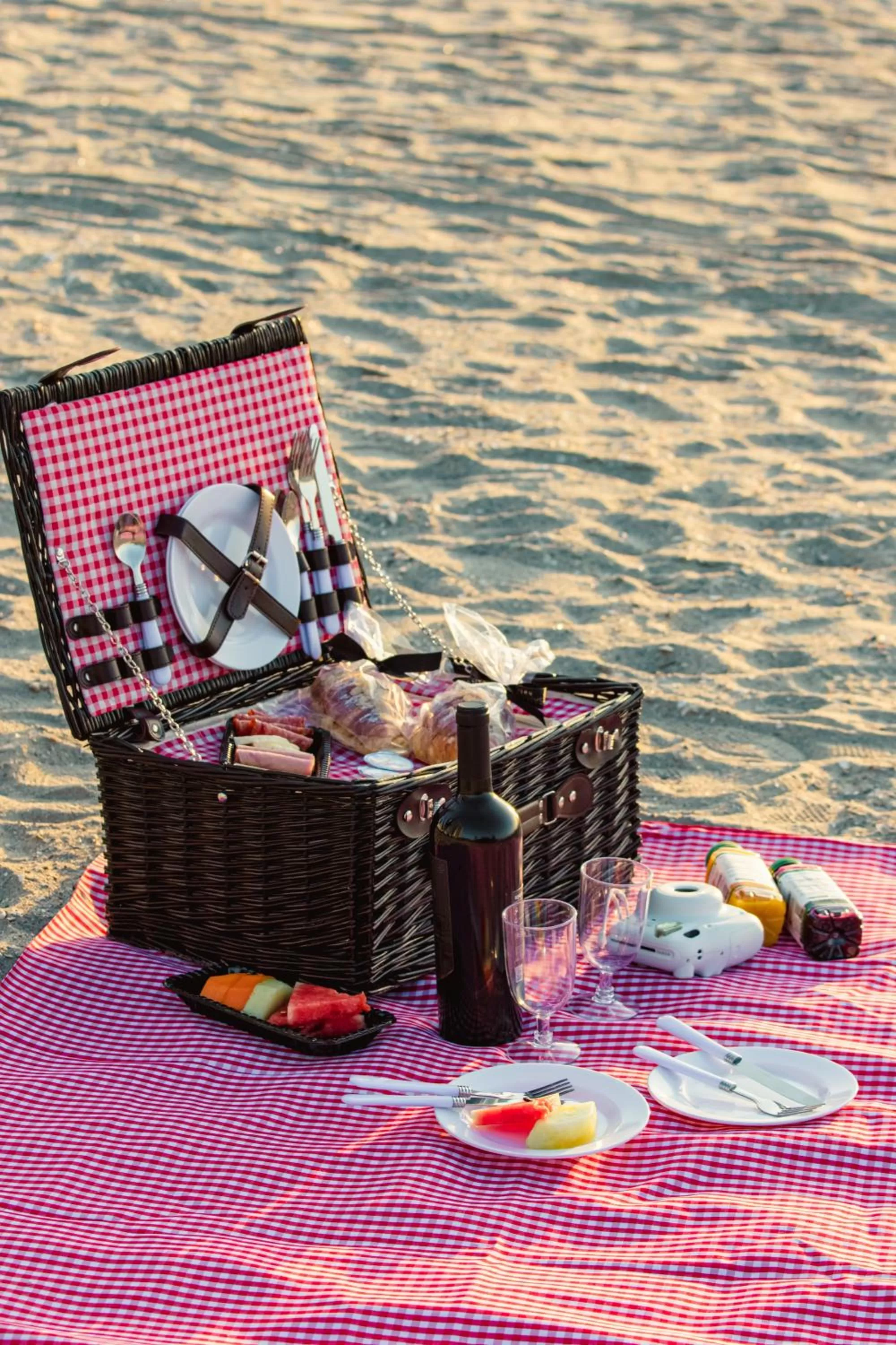 Beach in Santa Inn Hotel