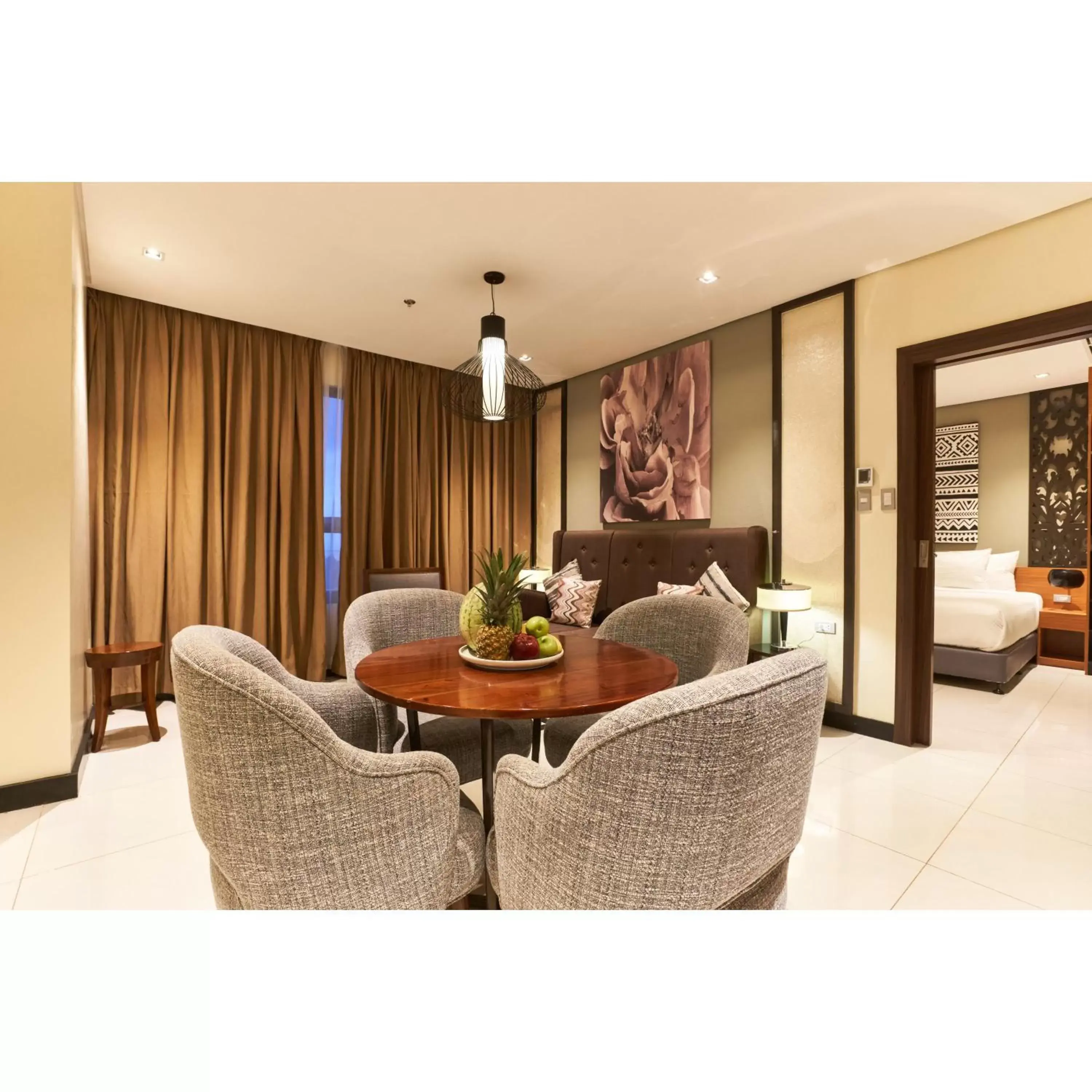 Living room, Seating Area in Summit Hotel Tacloban