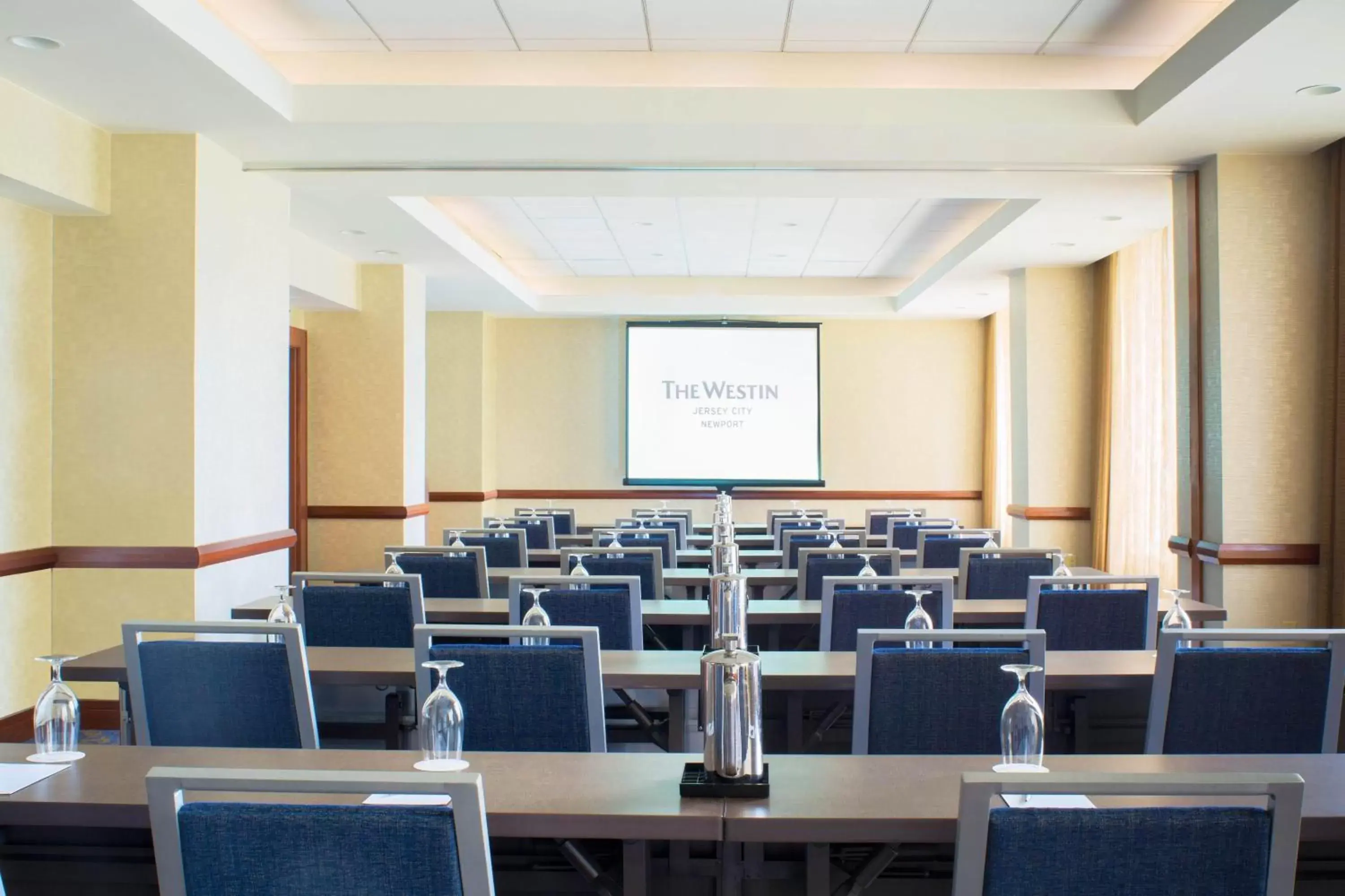 Meeting/conference room in The Westin Jersey City Newport