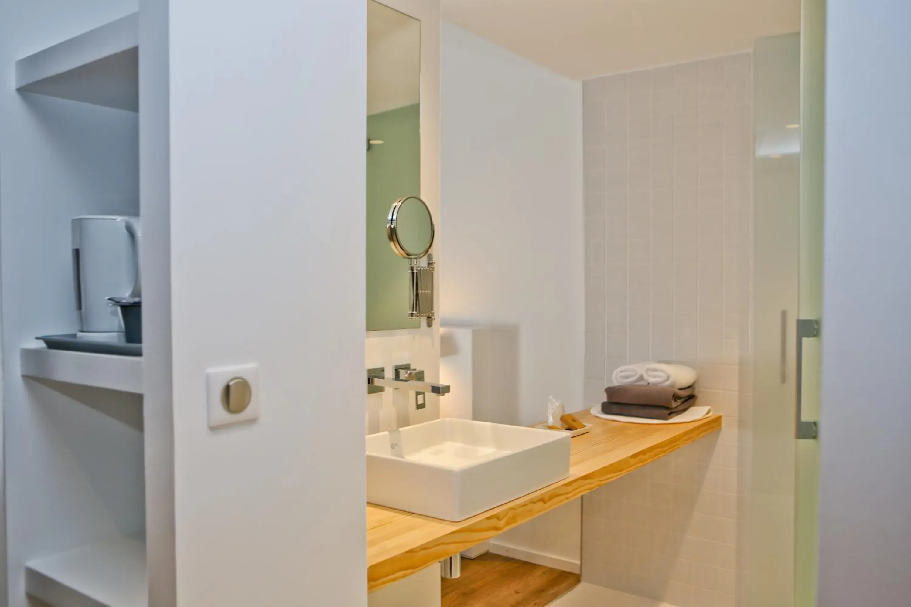 Bathroom, Dining Area in Hotel Restaurant Santiago