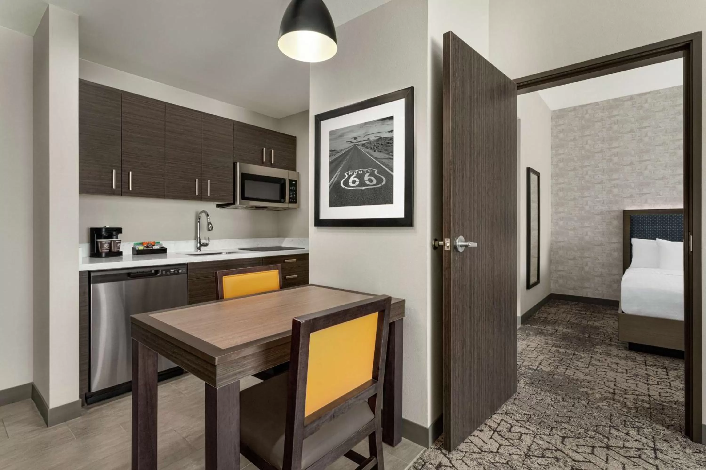 Kitchen or kitchenette, Bed in Homewood Suites By Hilton Springfield Medical District