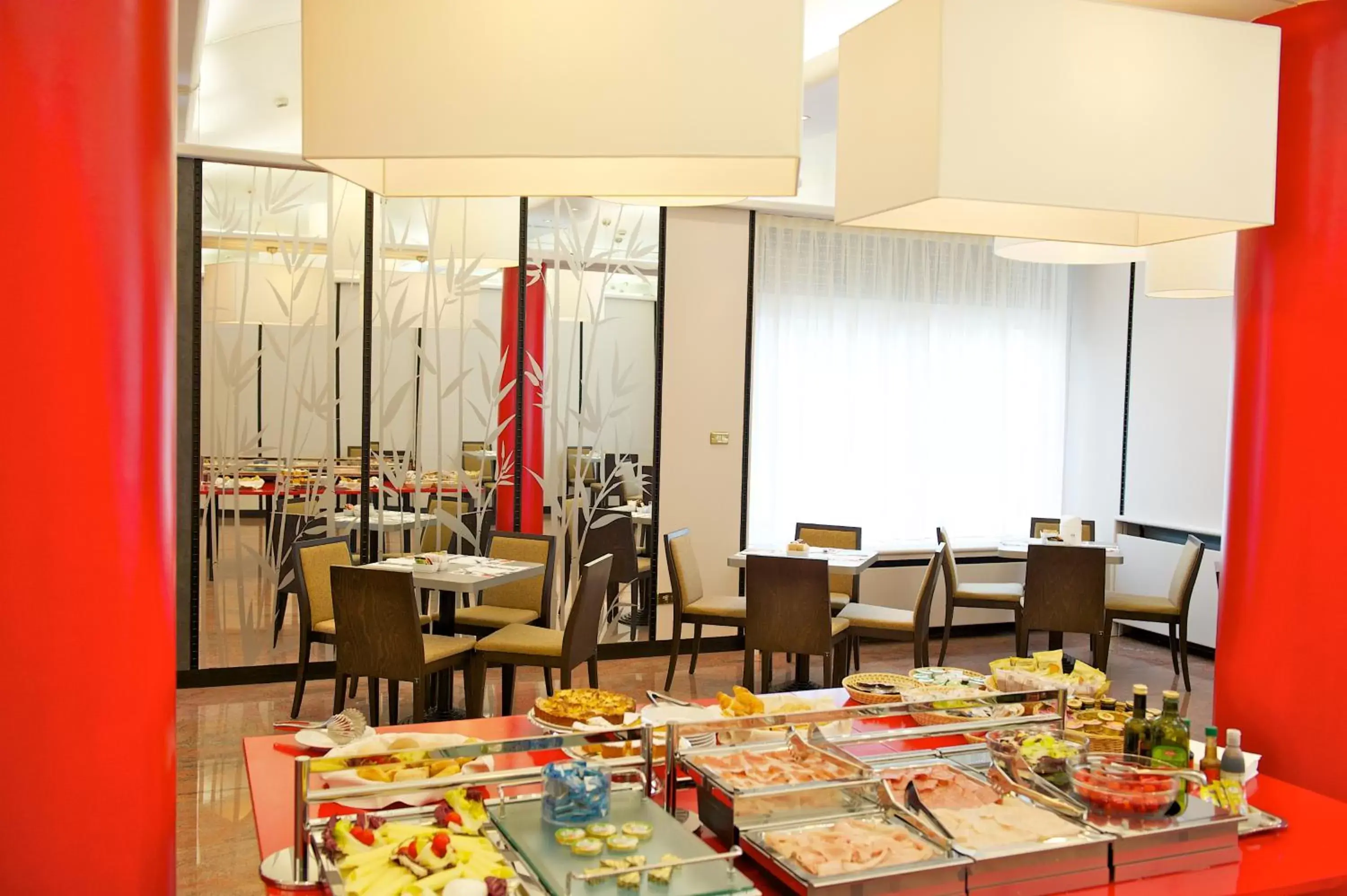 Restaurant/places to eat in Ibis Styles Parma Toscanini Restaurant/places to eat in Ibis Styles Parma Toscanini