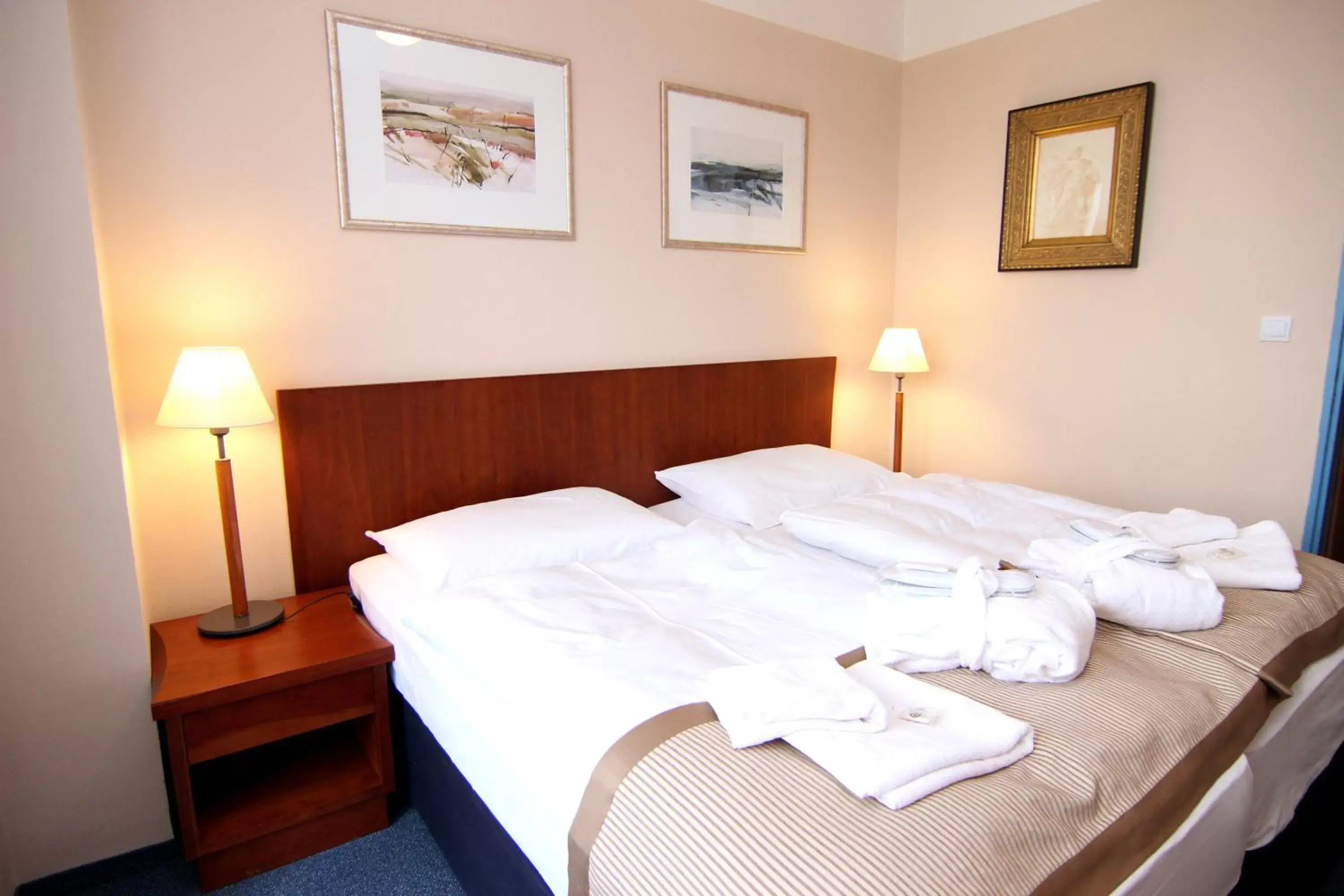 Bedroom, Bed in Hotel Marttel