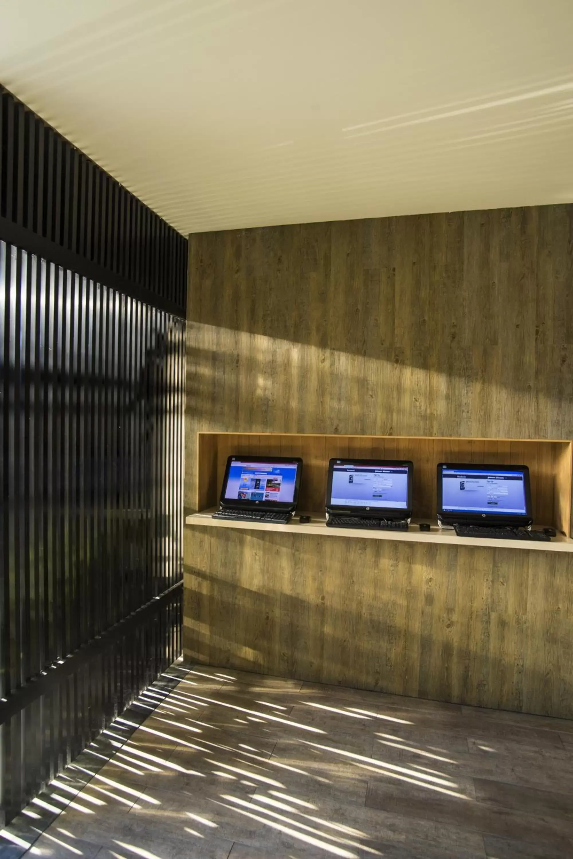 Lobby or reception, TV/Entertainment Center in Swiss-Belinn Legian