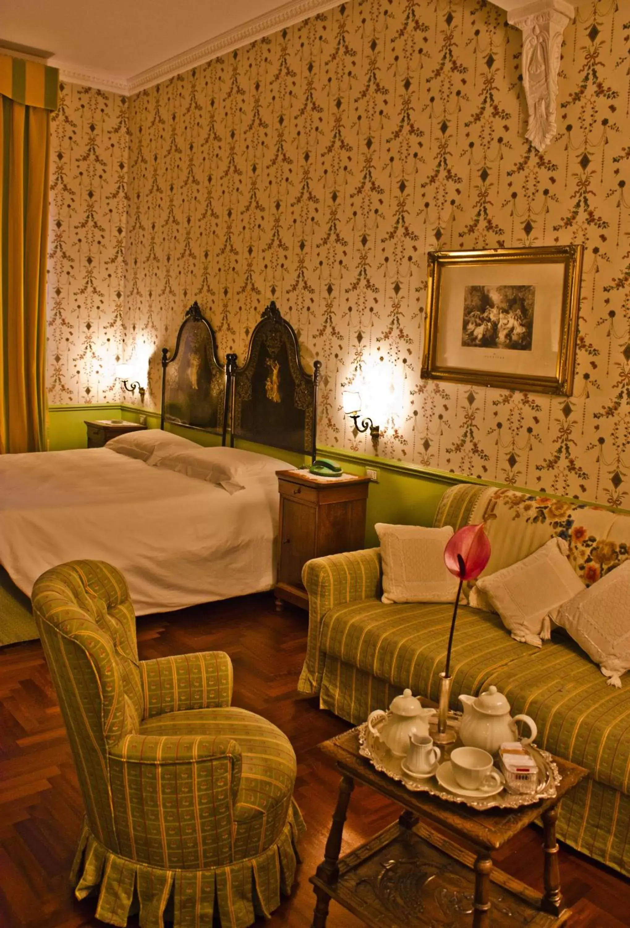 Bed in Hotel Villa del Bosco