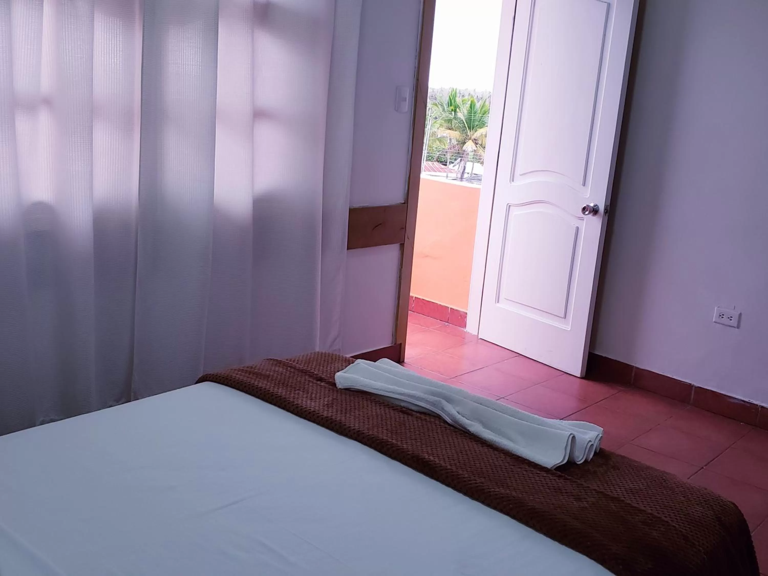 Bedroom, Bed in Hotel Crossman