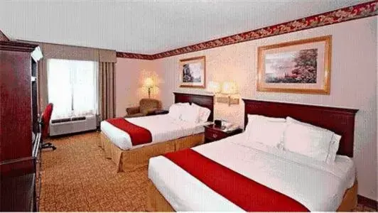 Day, Bed in Holiday Inn Express Winston-Salem, an IHG Hotel