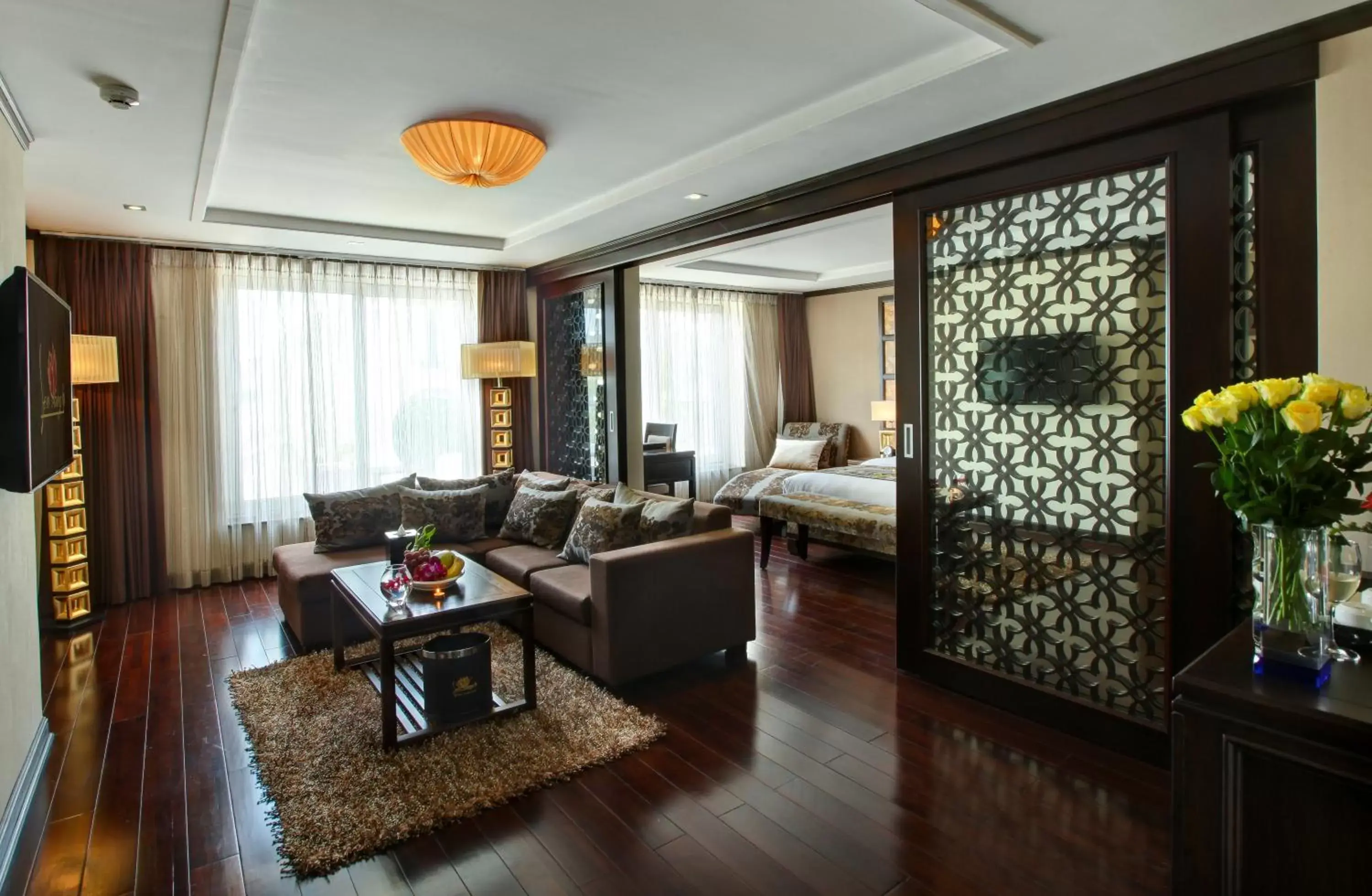 Living room, Seating Area in Golden Lotus Luxury Hotel