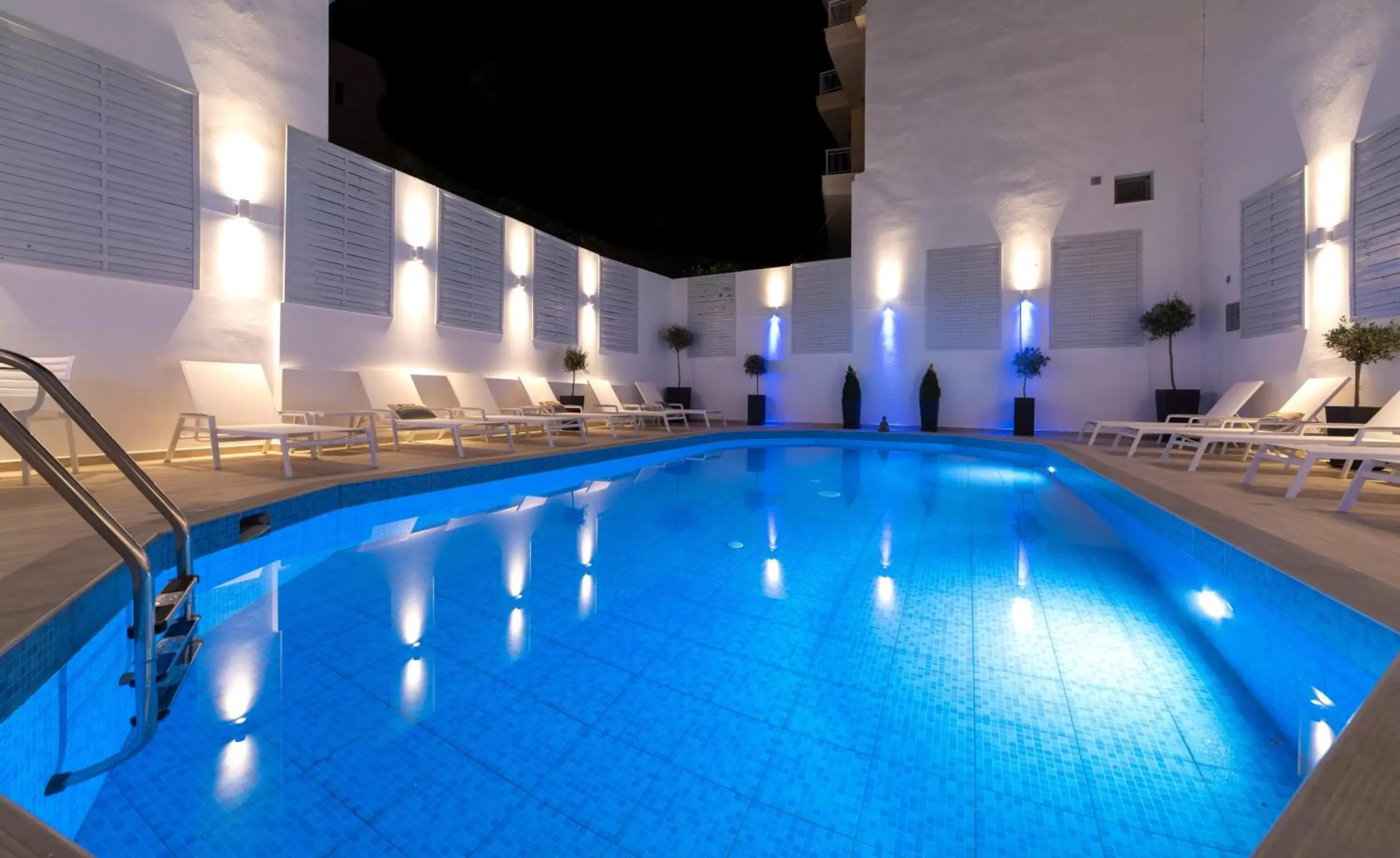 Swimming Pool in Naiades Marina Hotel