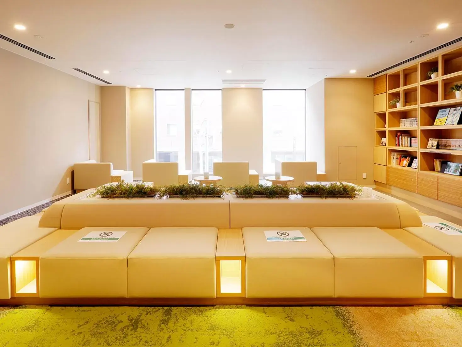 Lounge or bar in JR Inn Sapporo Kita 2 Jo Lounge or bar in JR Inn Sapporo Kita 2 Jo