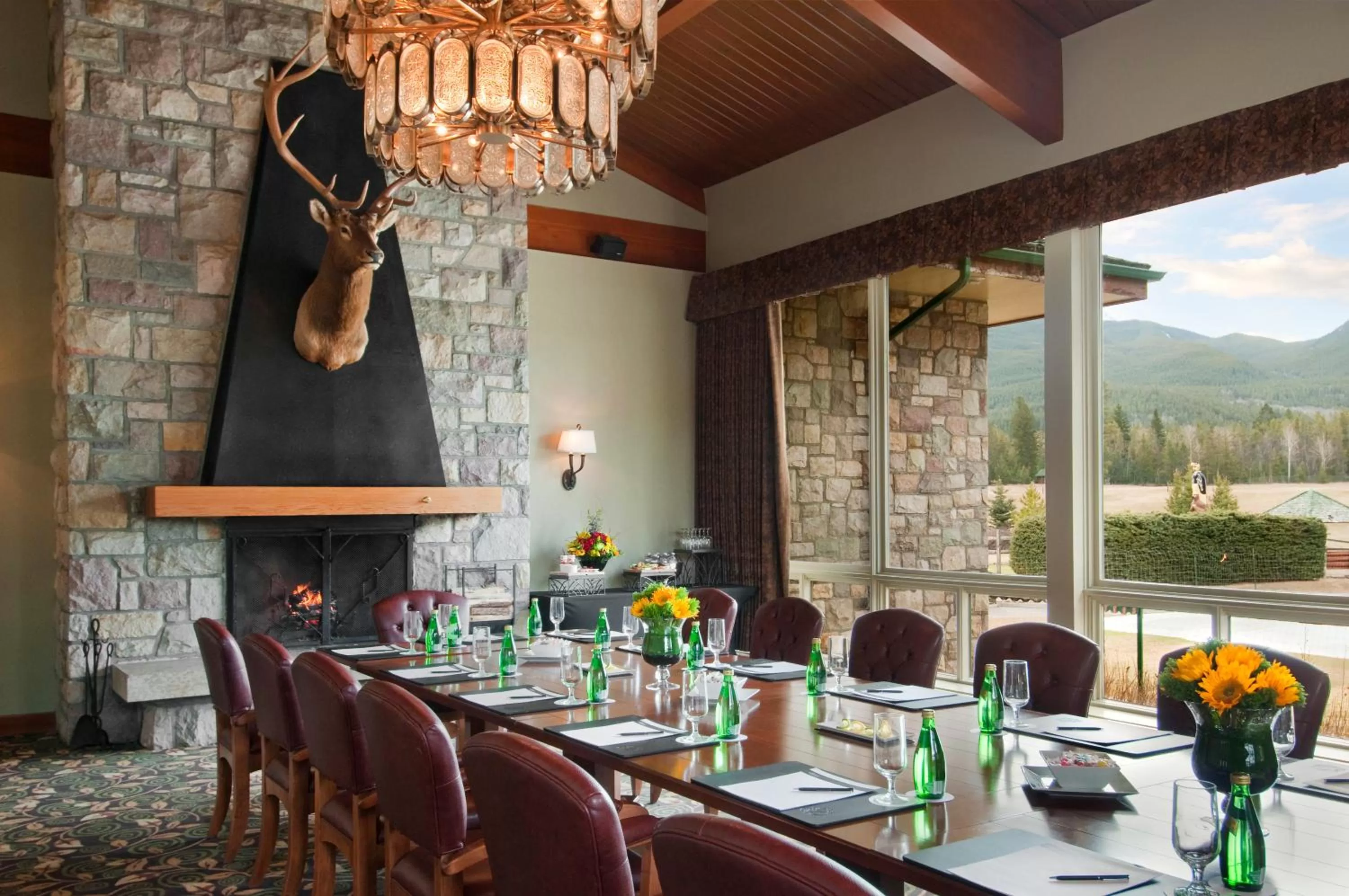 Restaurant/places to eat in Fairmont Jasper Park Lodge