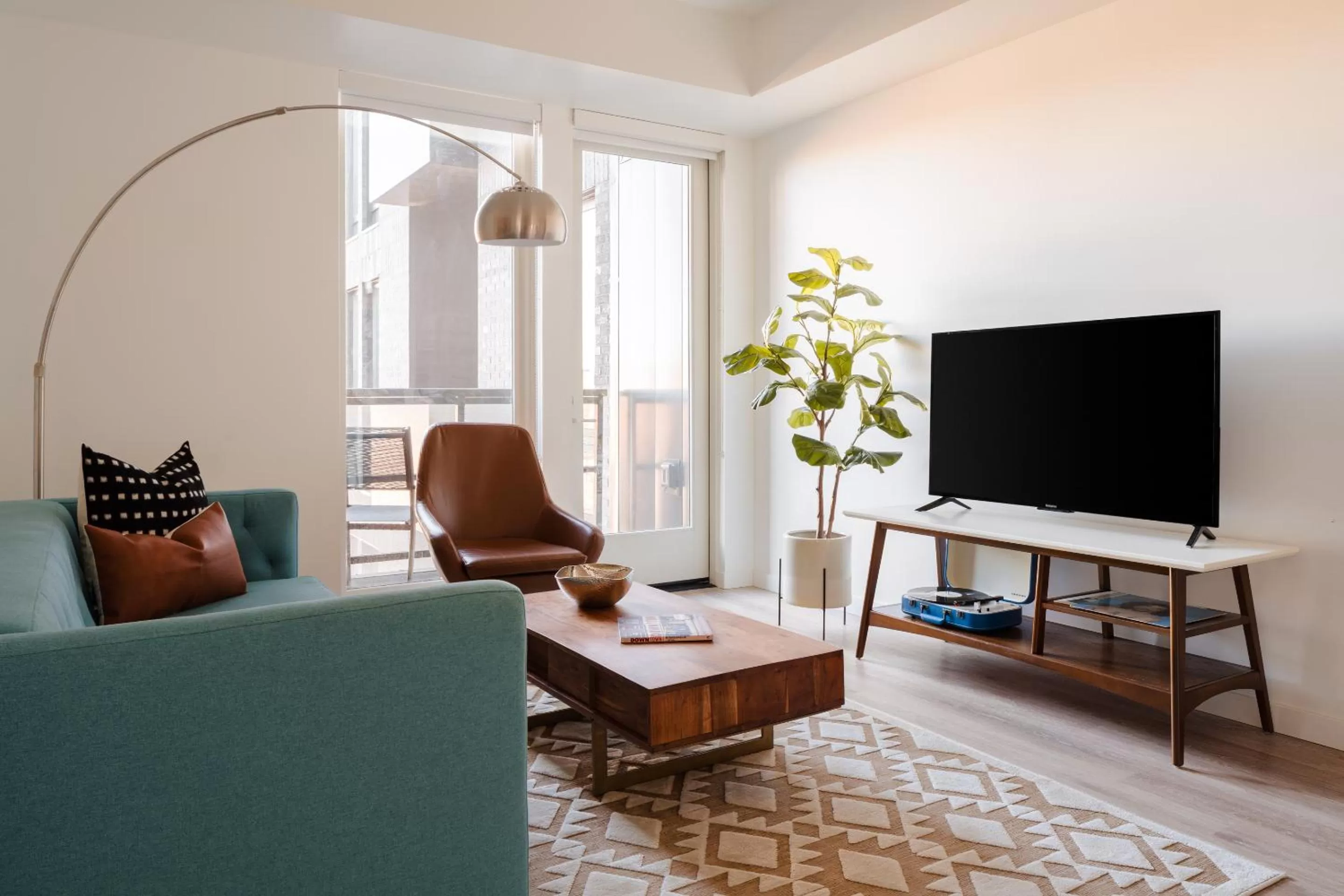 Living room, Seating Area in Sonder at SECOND & SECOND