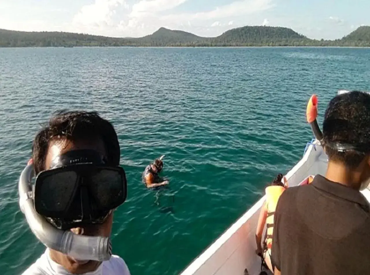 Snorkeling in Sok San Beach Resort
