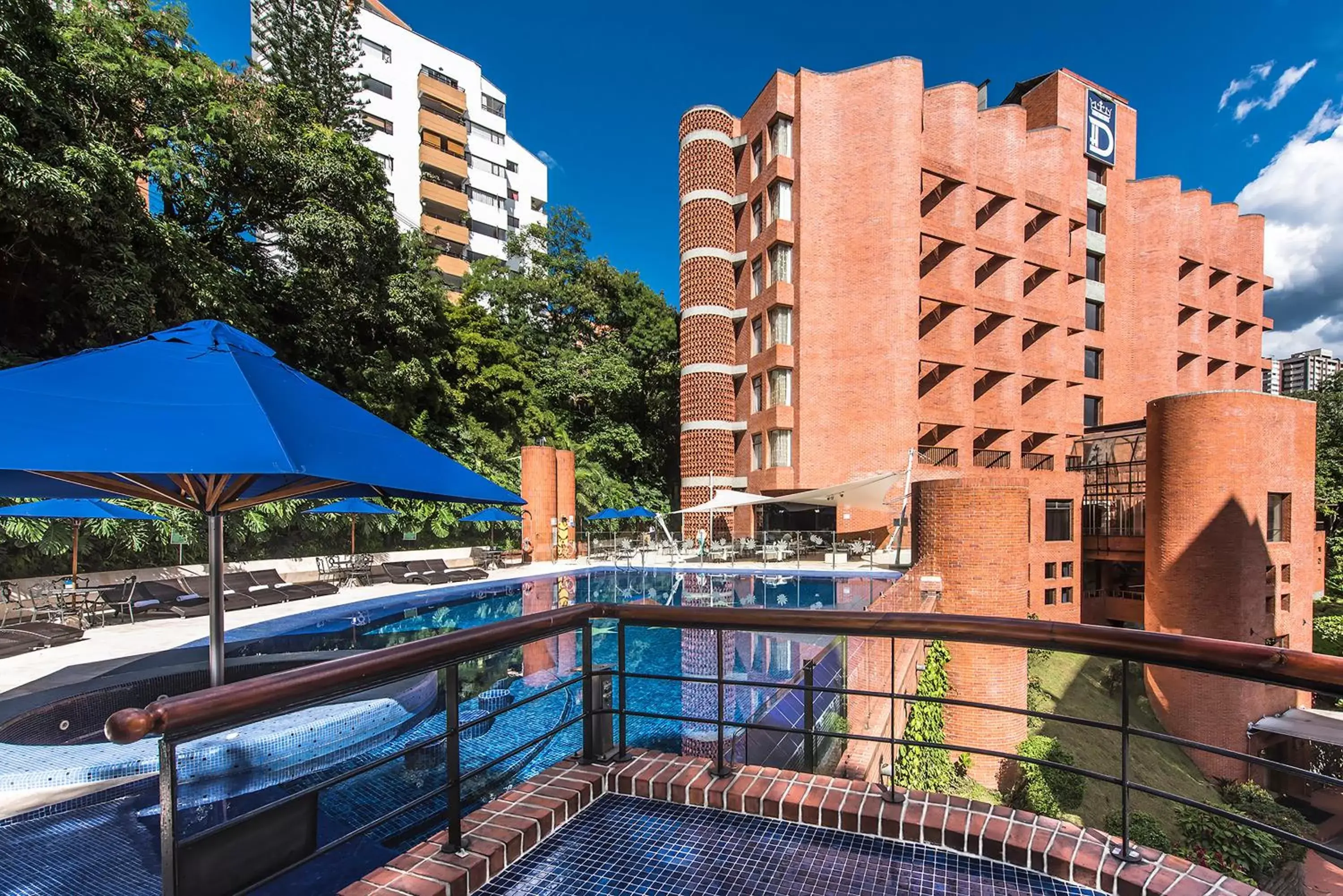 Facade/entrance in Hotel Dann Carlton Belfort Medellin