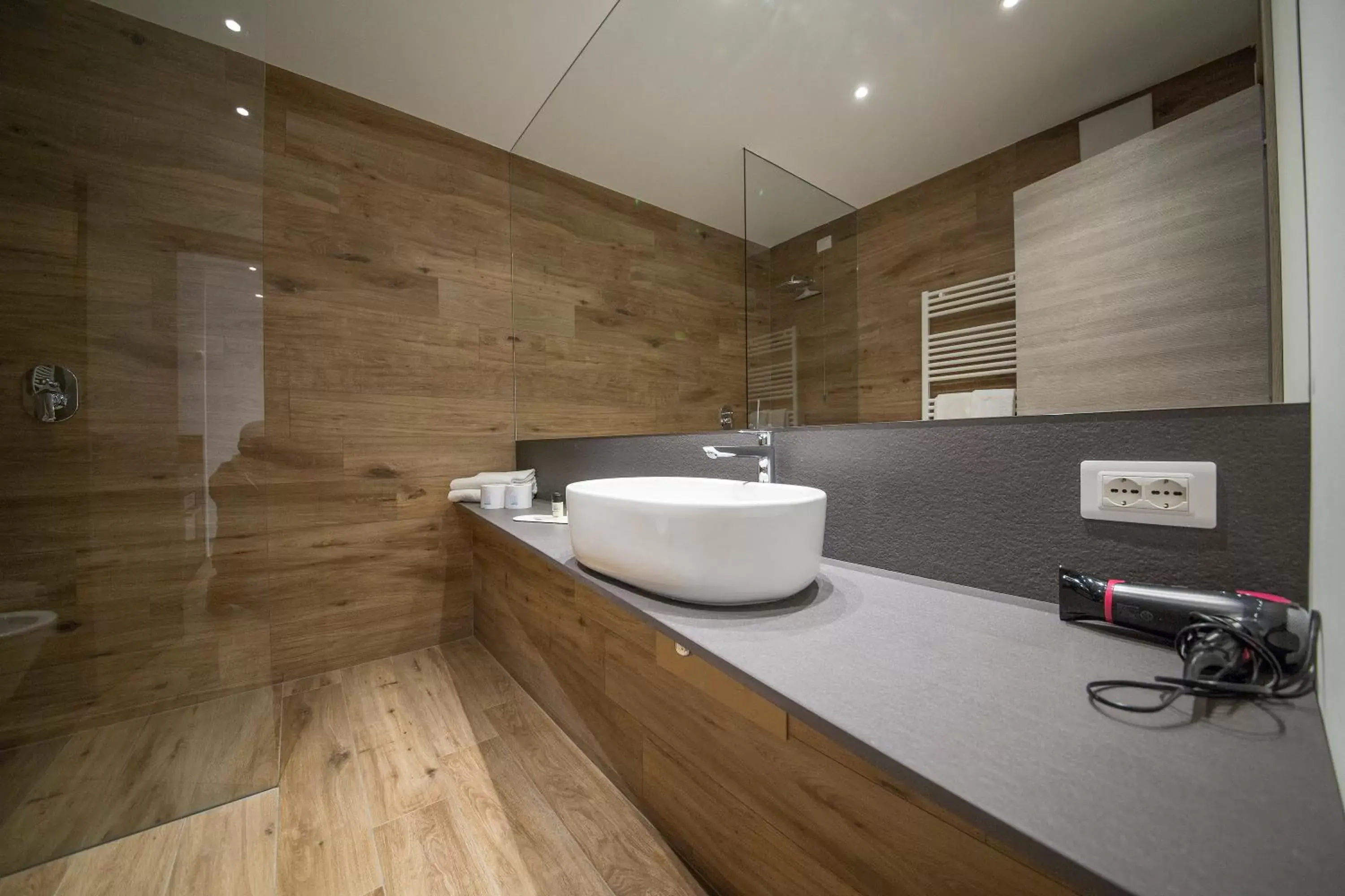 Bathroom in Riva Lake Lodge