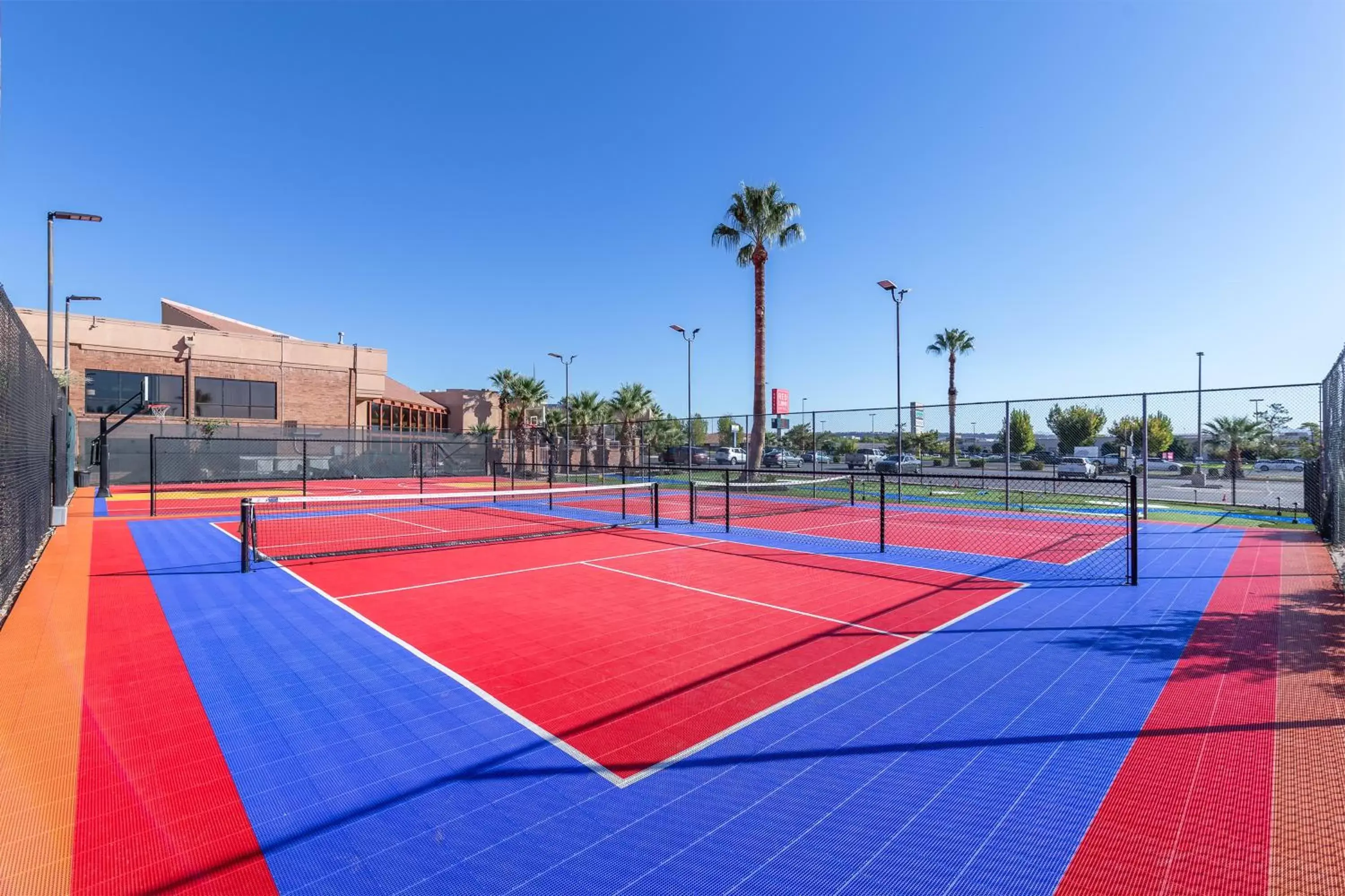 Tennis/Squash in Red Lion Hotel and Conference Center St. George