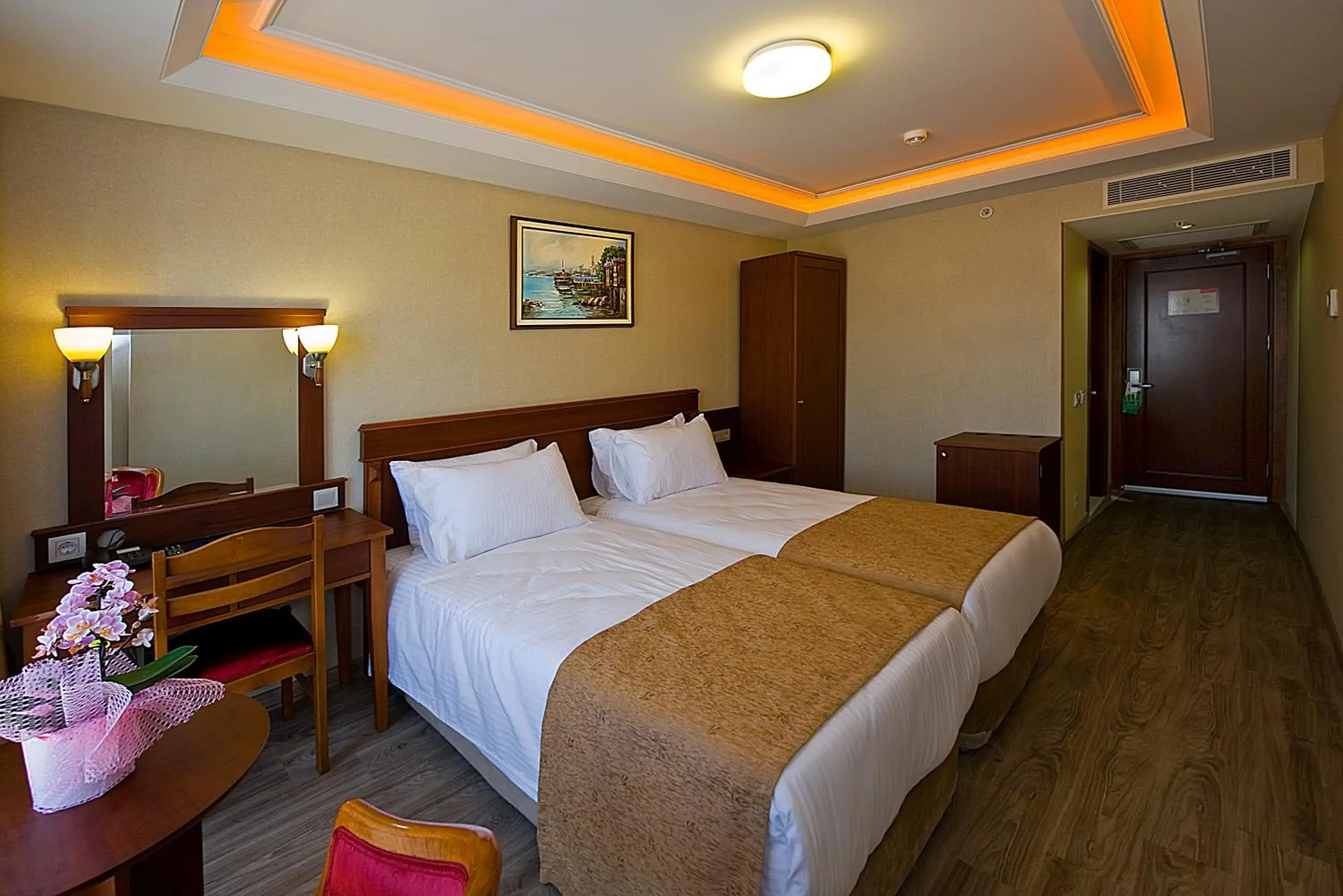 Bed in Askoc Hotel & SPA