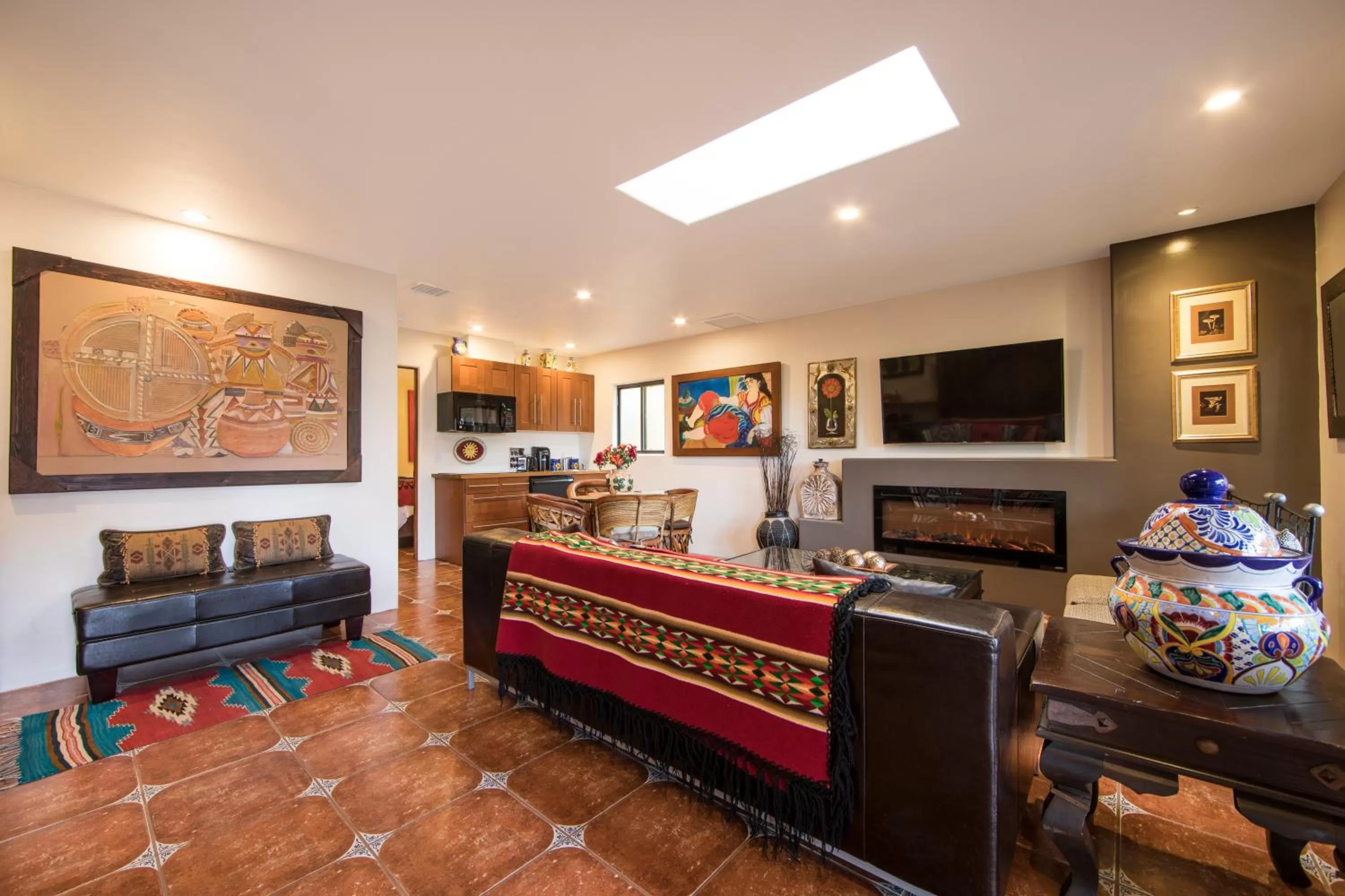 TV and multimedia in A Sunset Chateau