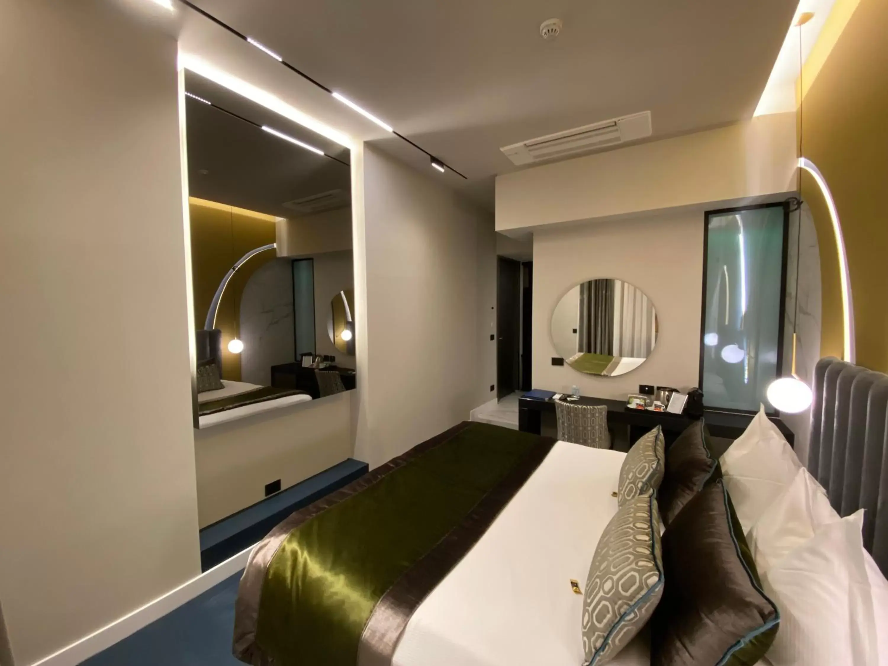 Bedroom in Relais sul Mare Boutique Hotel