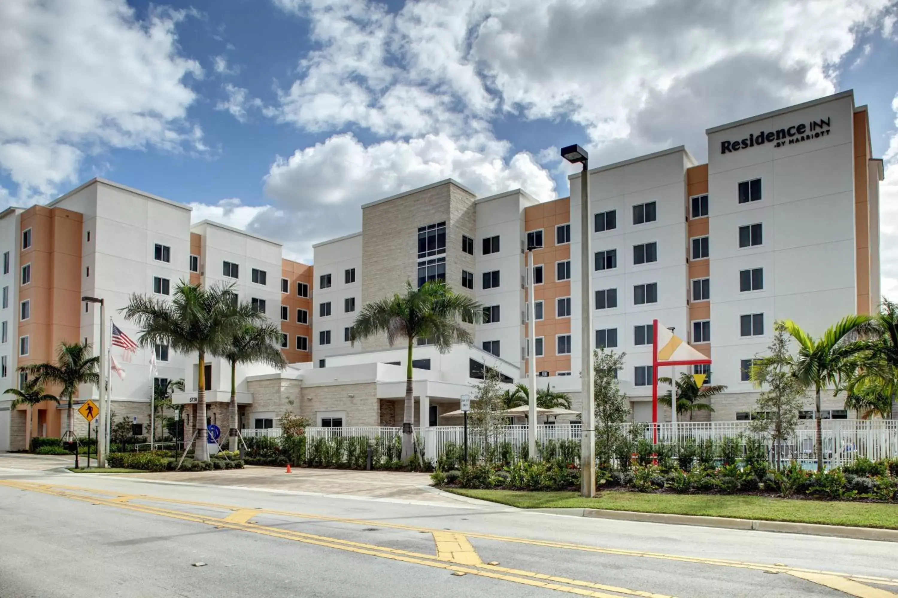 Property Building in Residence Inn Fort Lauderdale Coconut Creek