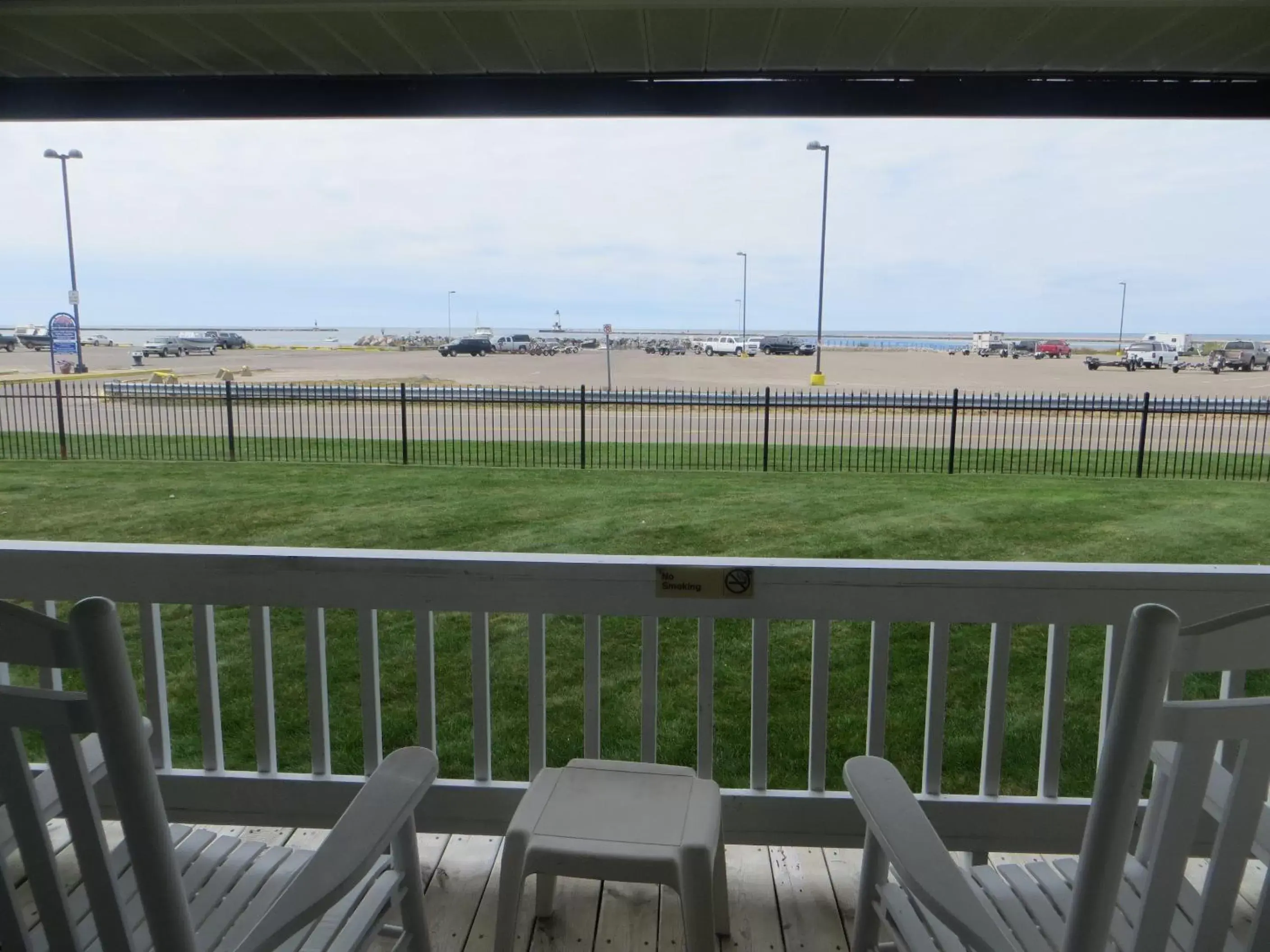 Balcony/Terrace in Snyders Shoreline Inn