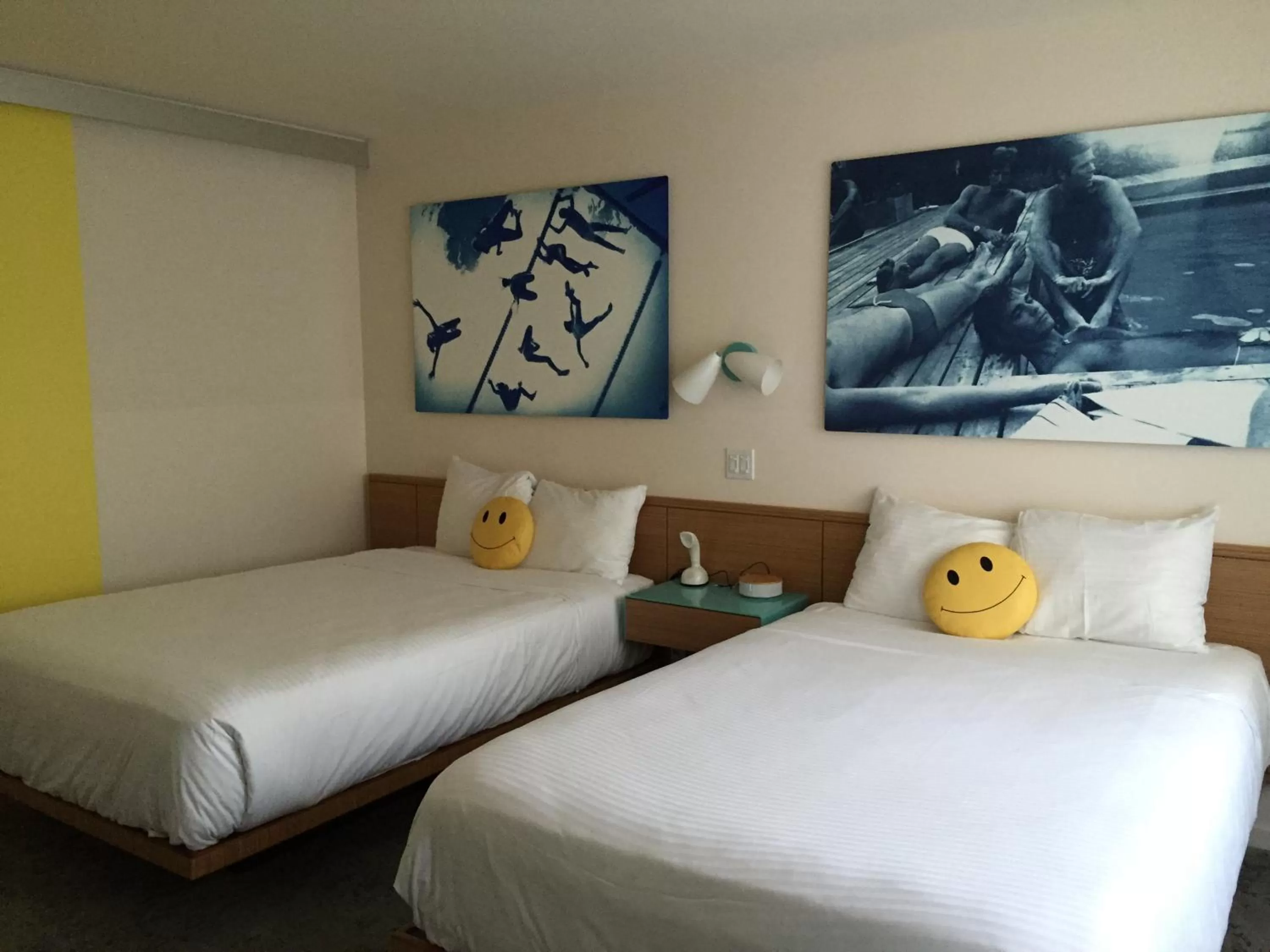 Bed in The Beverly Laurel Hotel at West Hollywood