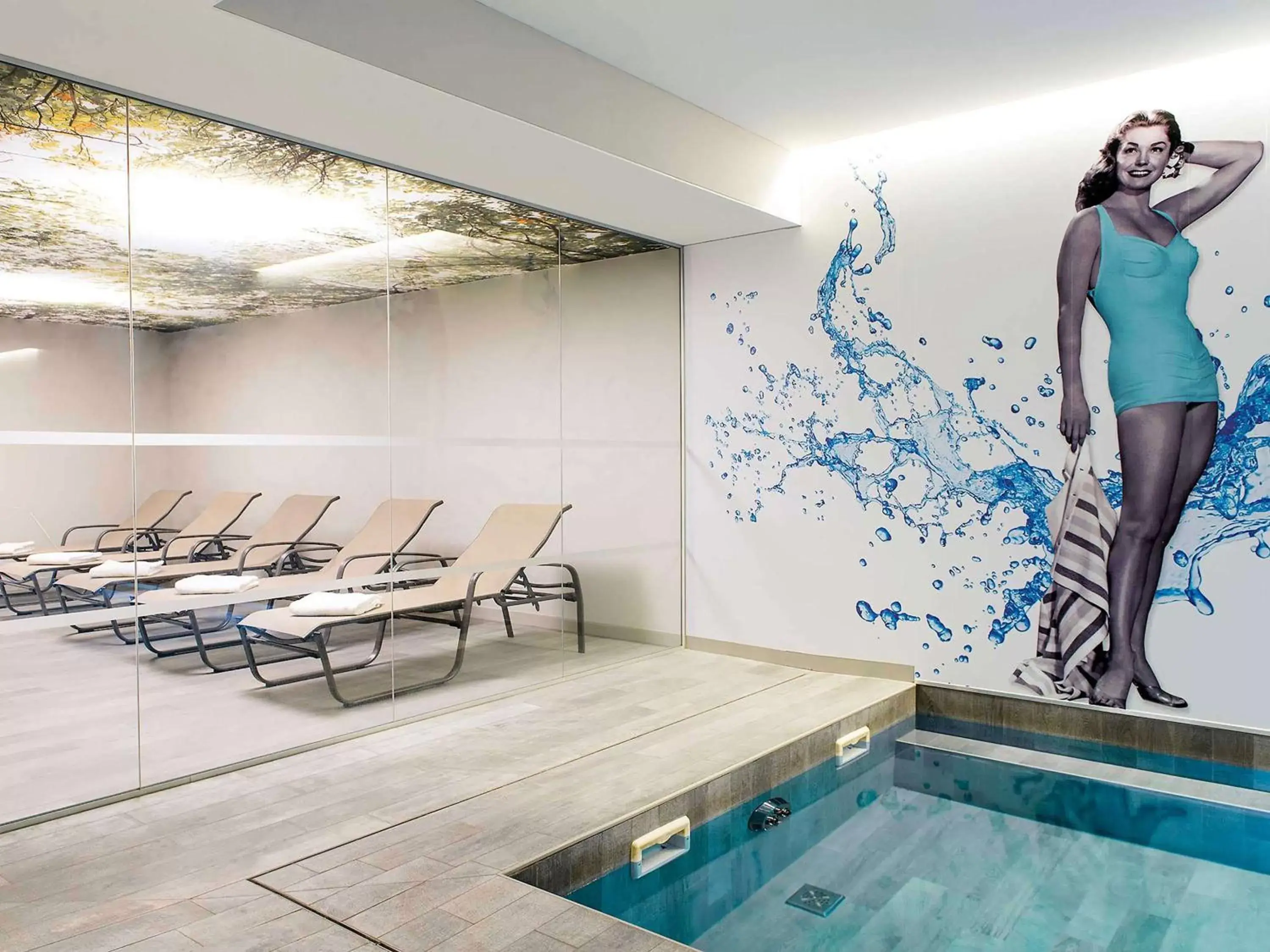 On site, Swimming Pool in Novotel Brussels City Centre