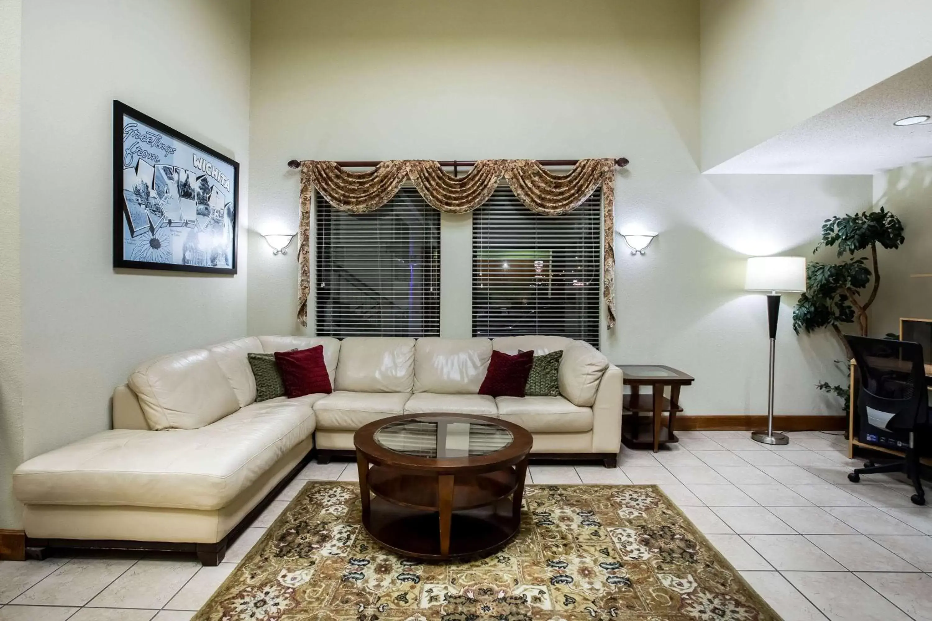 Lobby or reception, Seating Area in Super 8 by Wyndham Wichita East