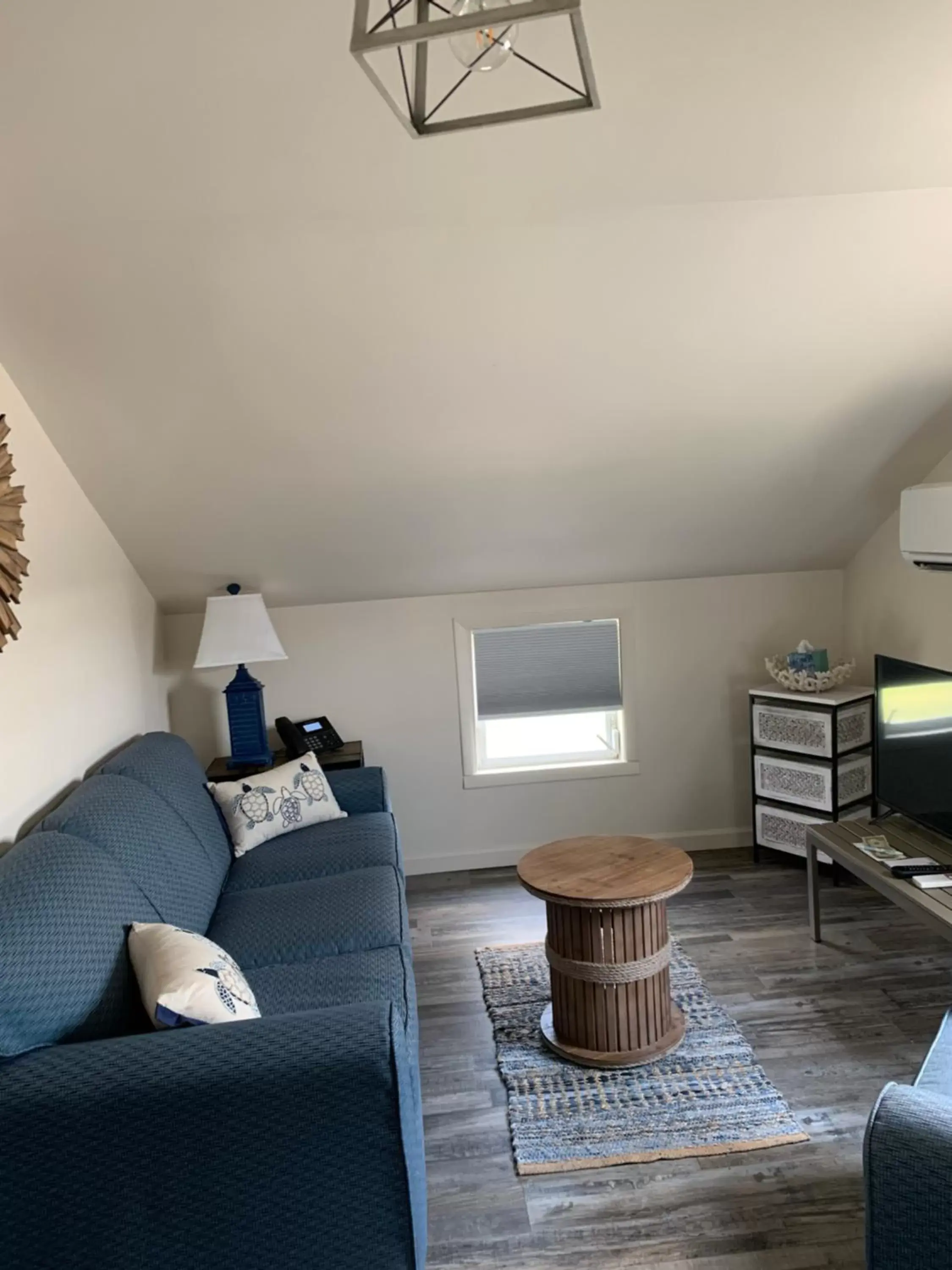 Living room, Seating Area in Ocean Glass Inn