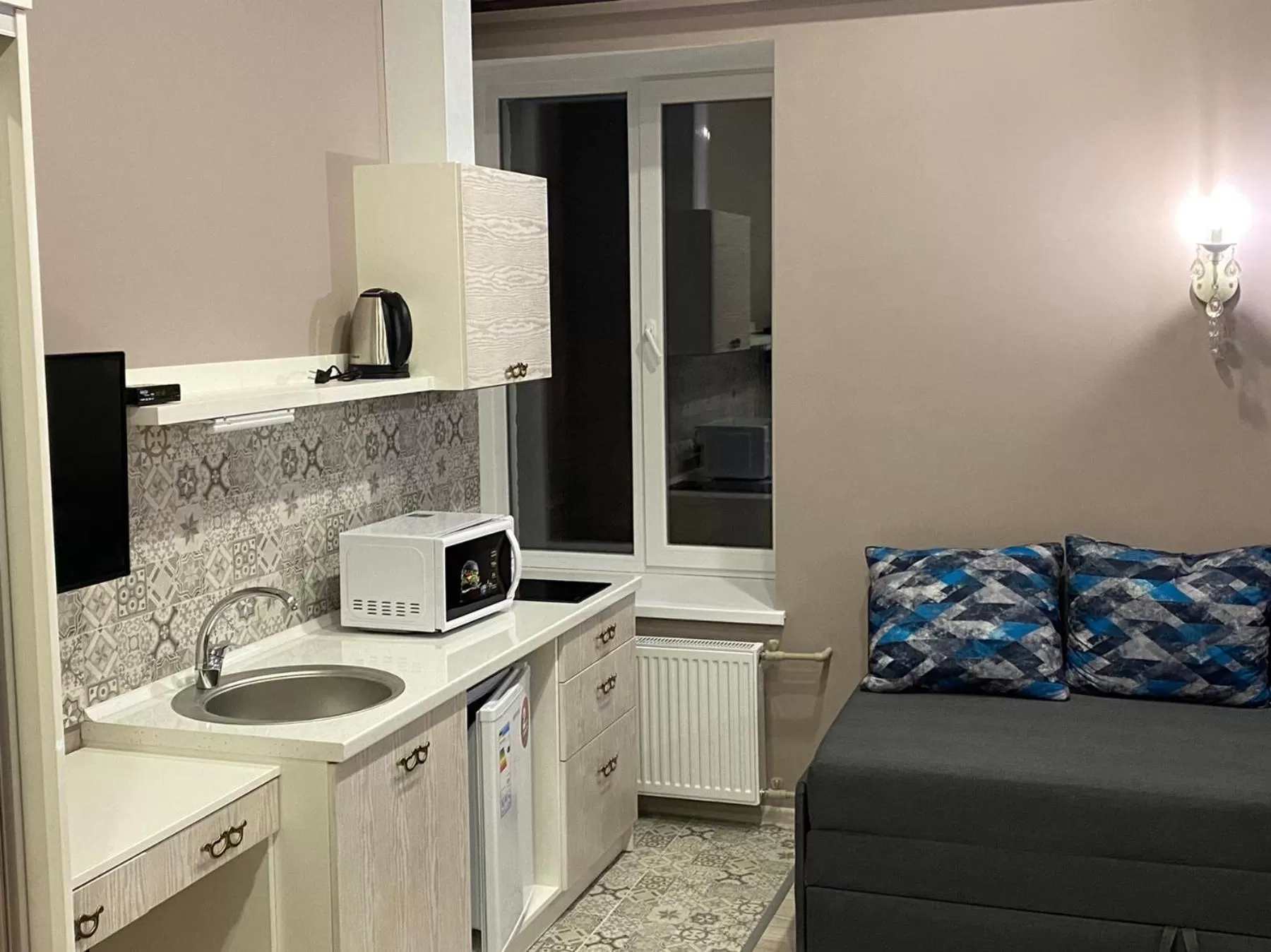 Kitchen or kitchenette in Heart Kyiv Apart-Hotel
