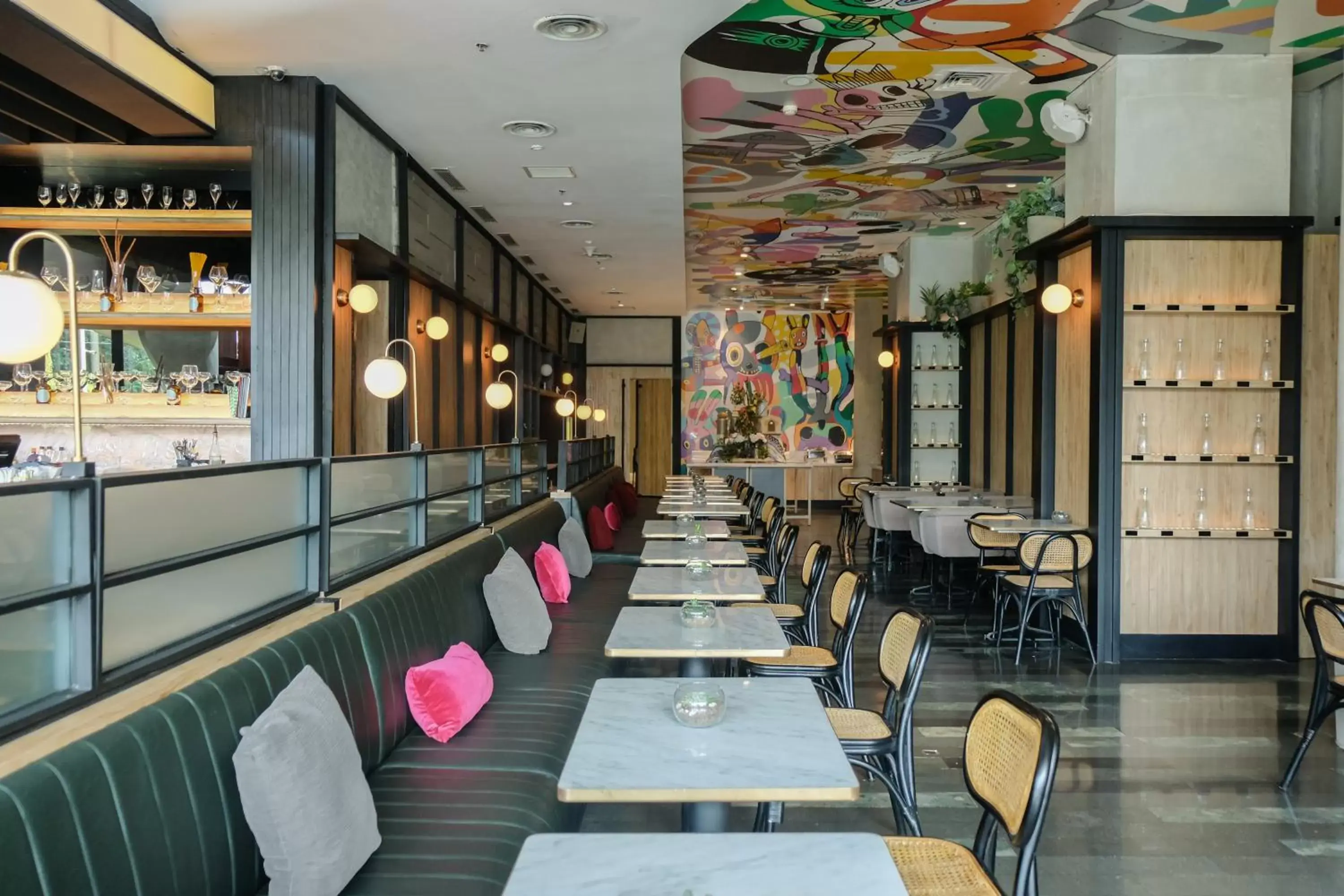 Restaurant/Places to Eat in ARTOTEL Thamrin Jakarta