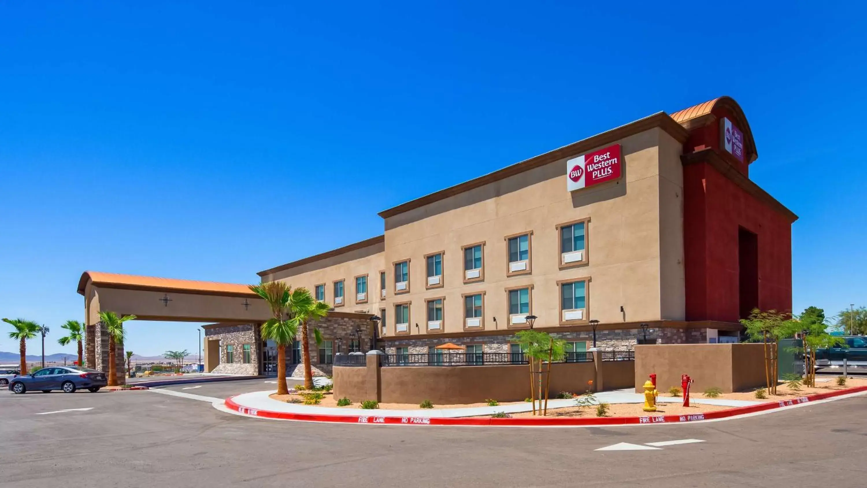 Property Building in Best Western Plus New Barstow Inn & Suites
