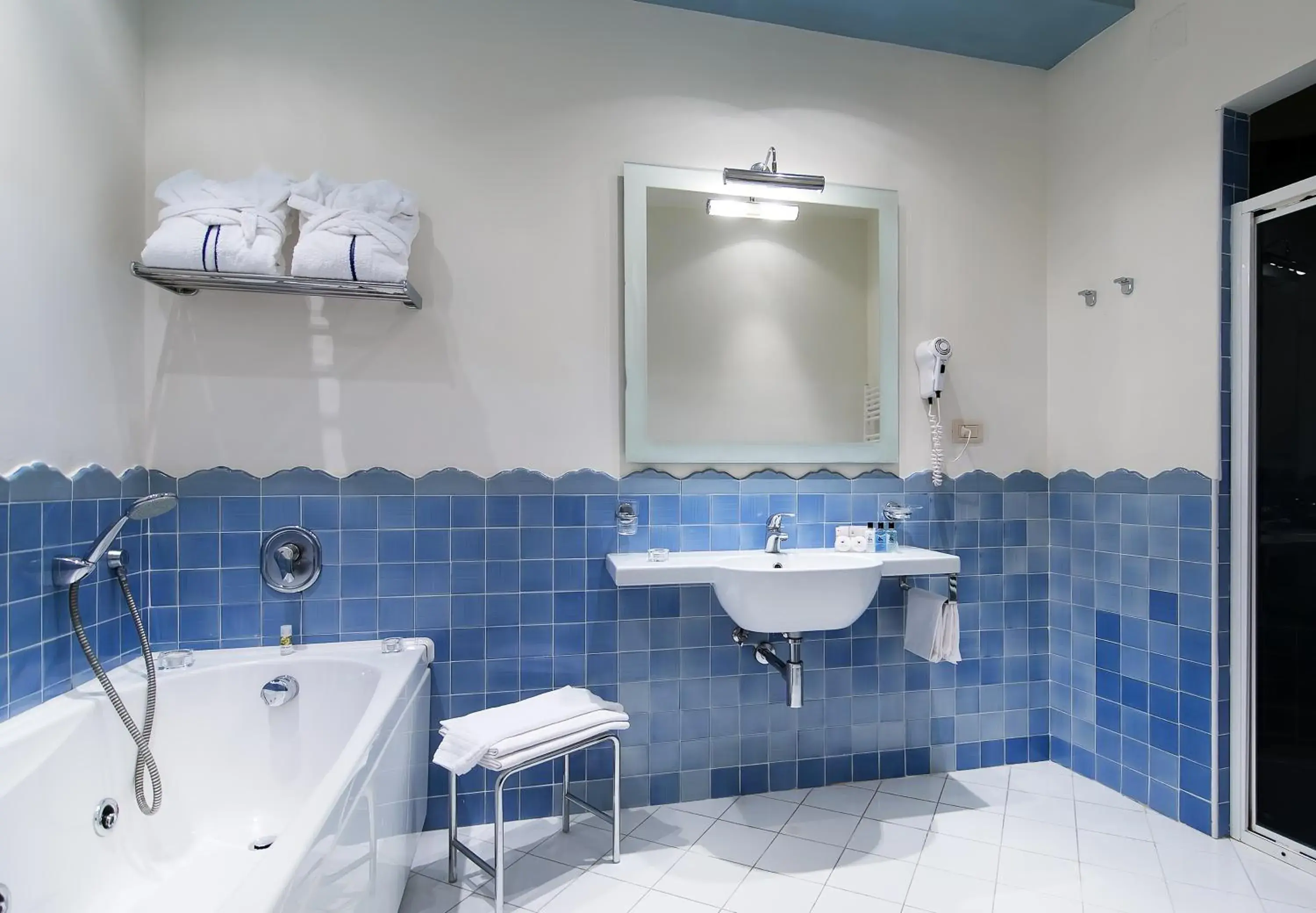 Bathroom in Hotel Club Due Torri