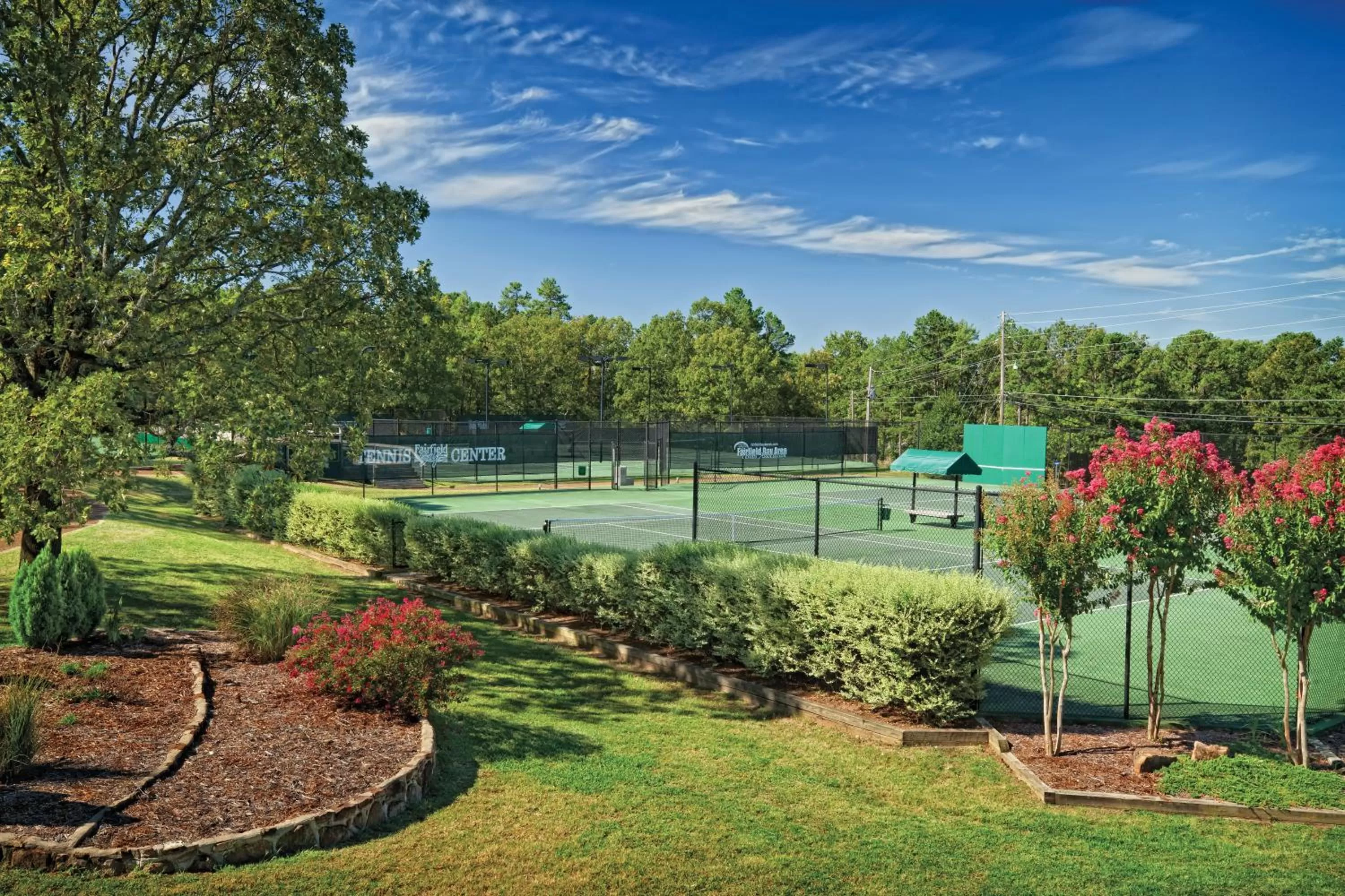 Tennis court in Club Wyndham Resort at Fairfield Bay