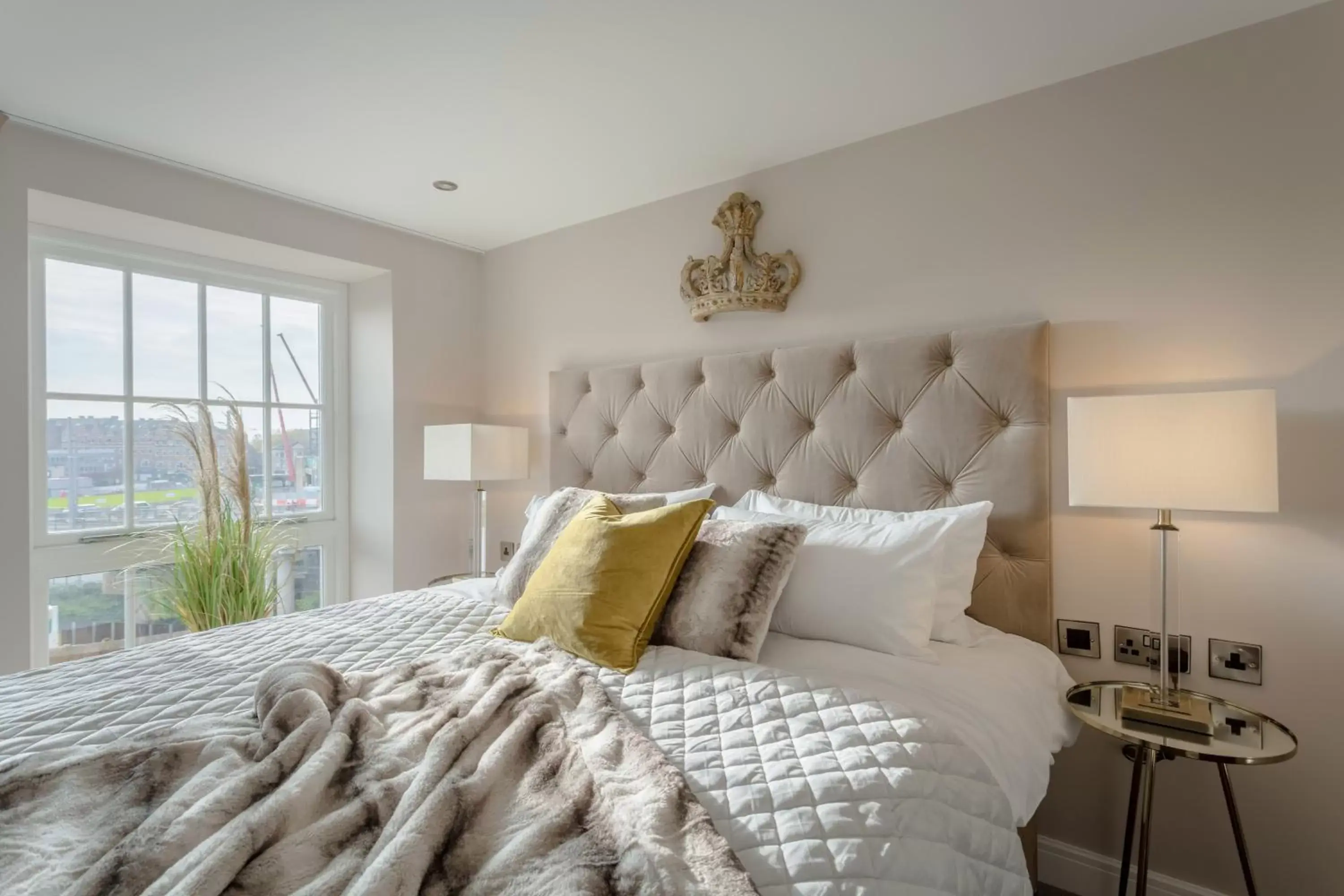 Bedroom, Bed in Heritage Mews Nottingham