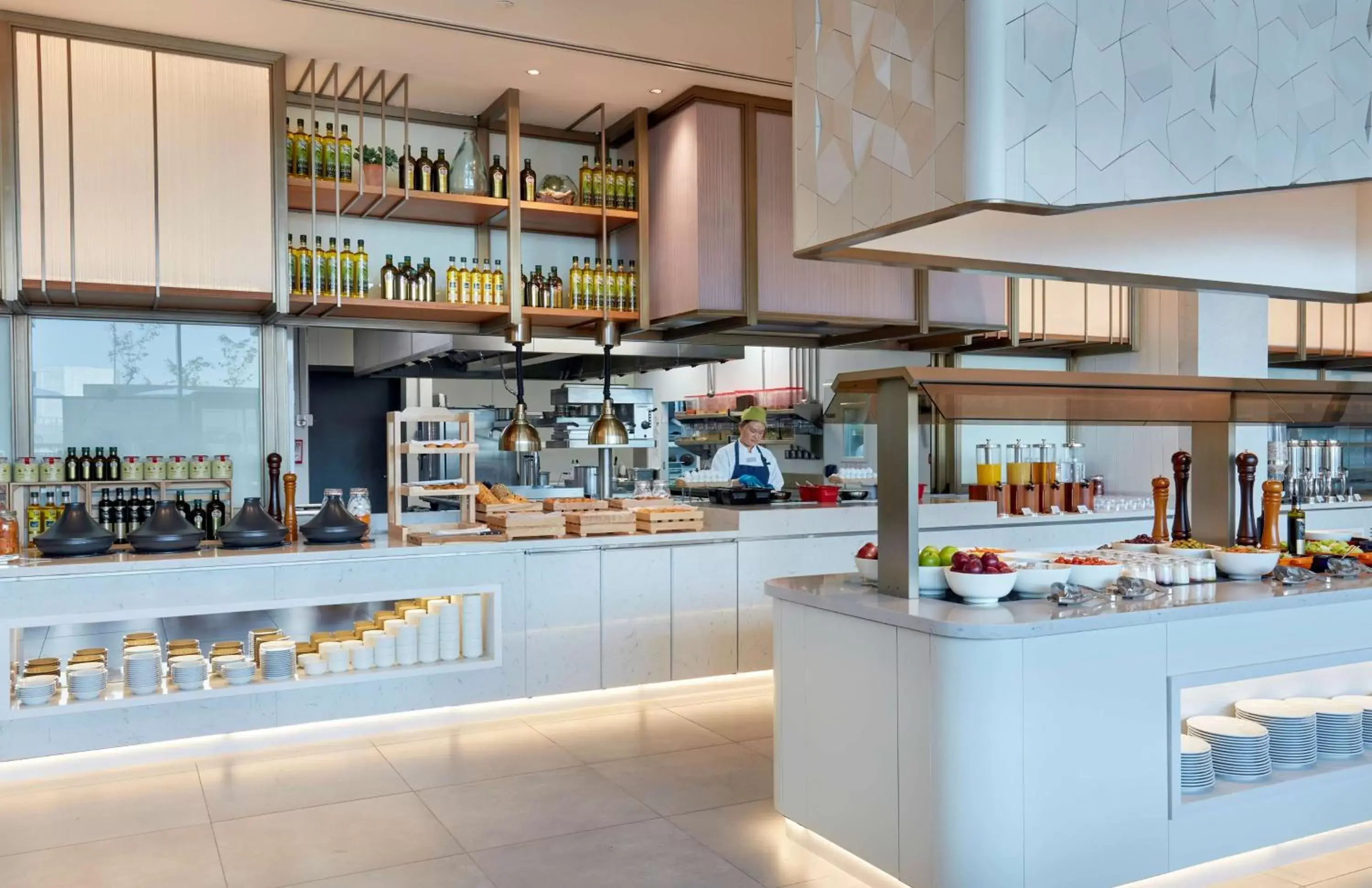 Restaurant/places to eat in Hilton Garden Inn Kuwait Restaurant/places to eat in Hilton Garden Inn Kuwait