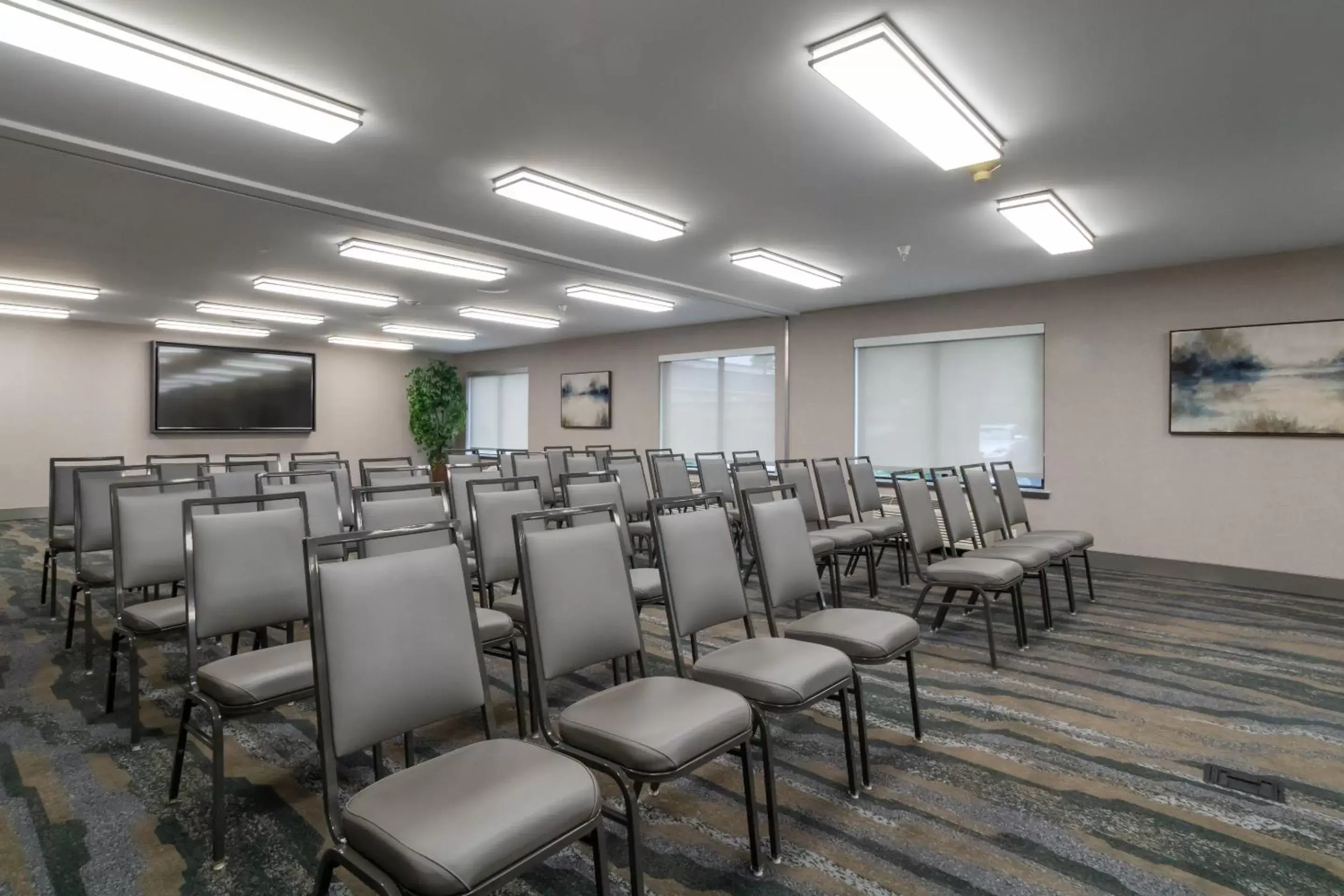 Meeting/conference room in Oxford Suites Portland - Jantzen Beach