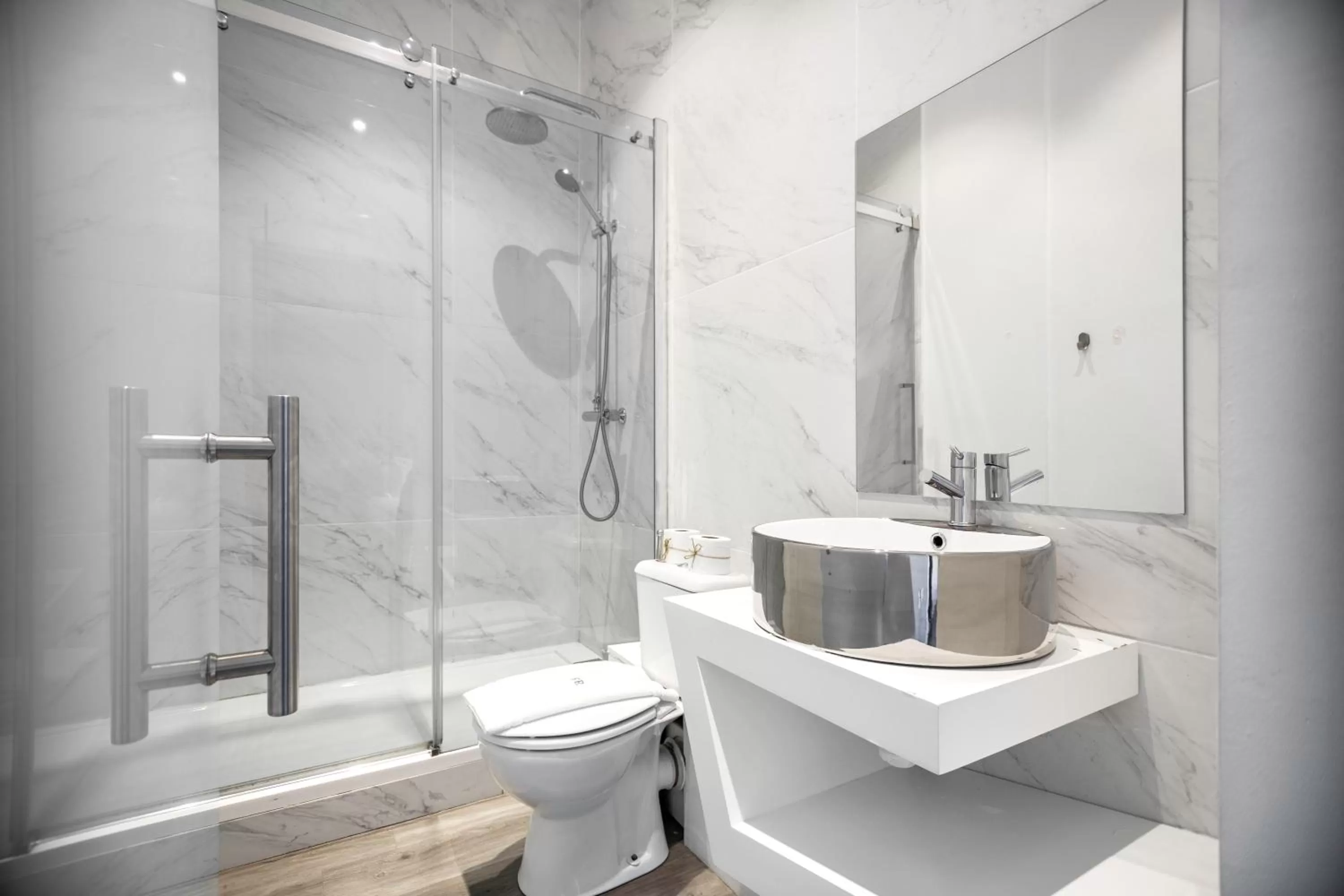 Bathroom in The Hygge Lisbon Suites - Estrela