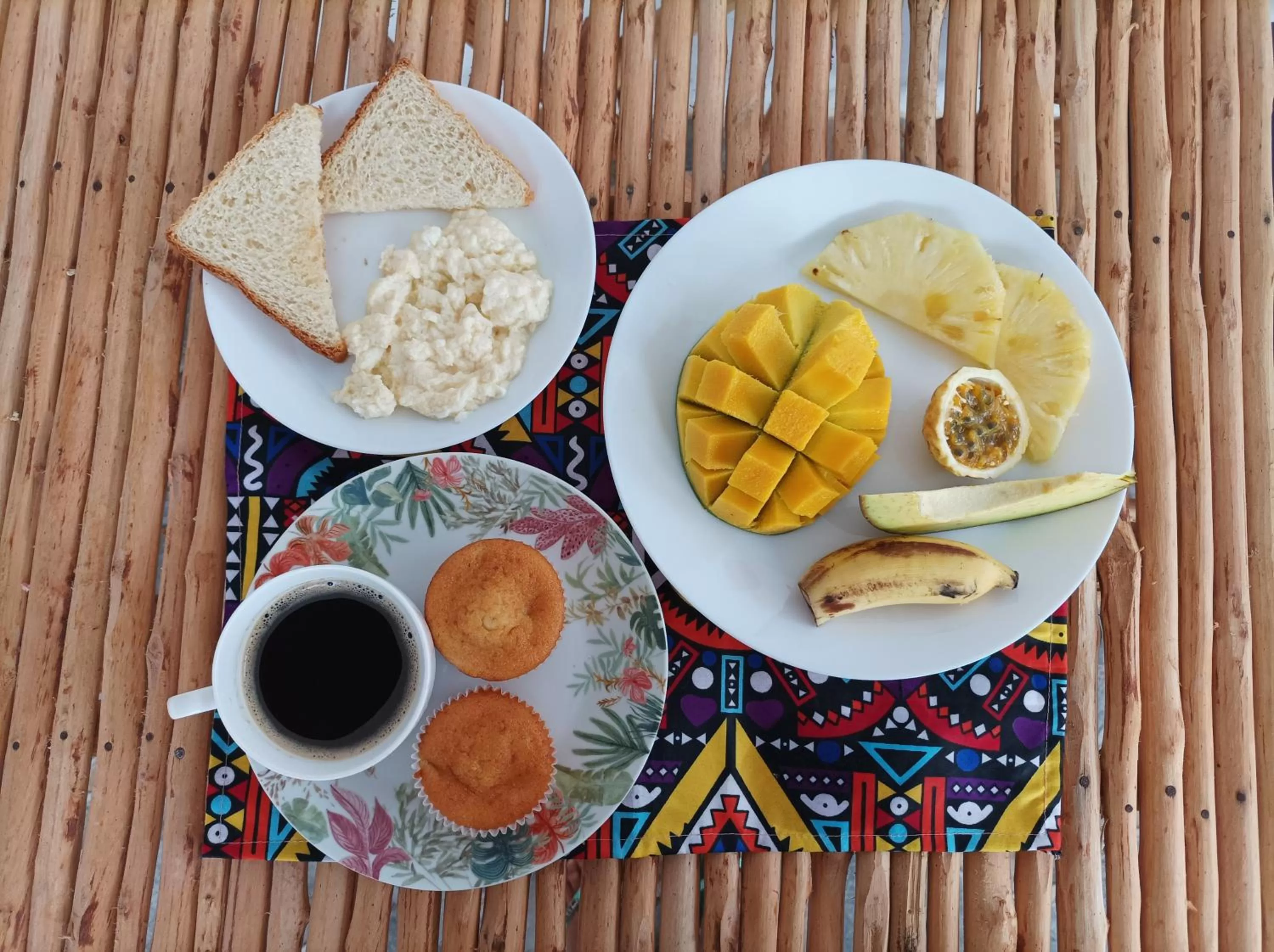 Continental breakfast in Zanzicrown