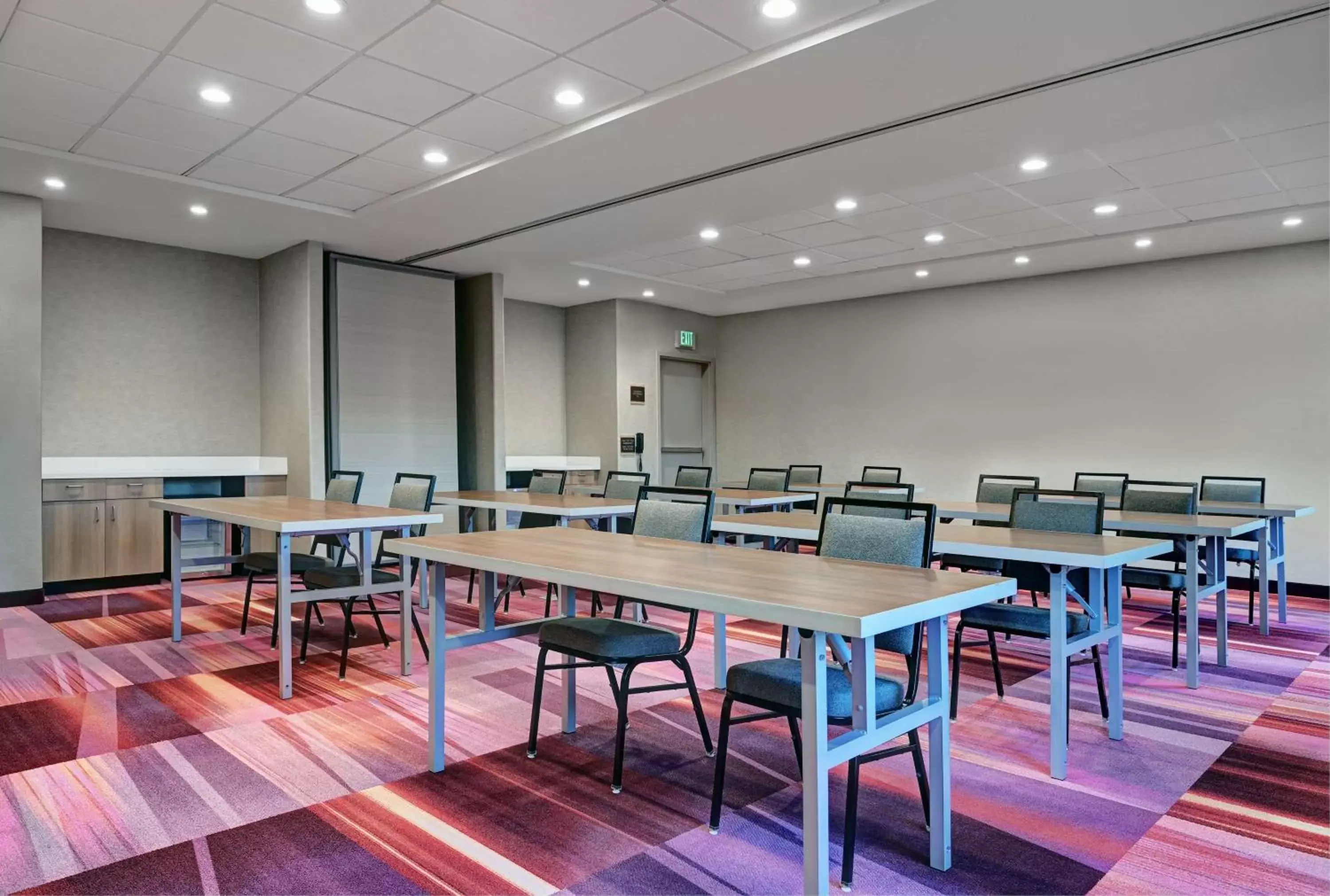 Meeting/conference room in Home2 Suites By Hilton Tracy, Ca