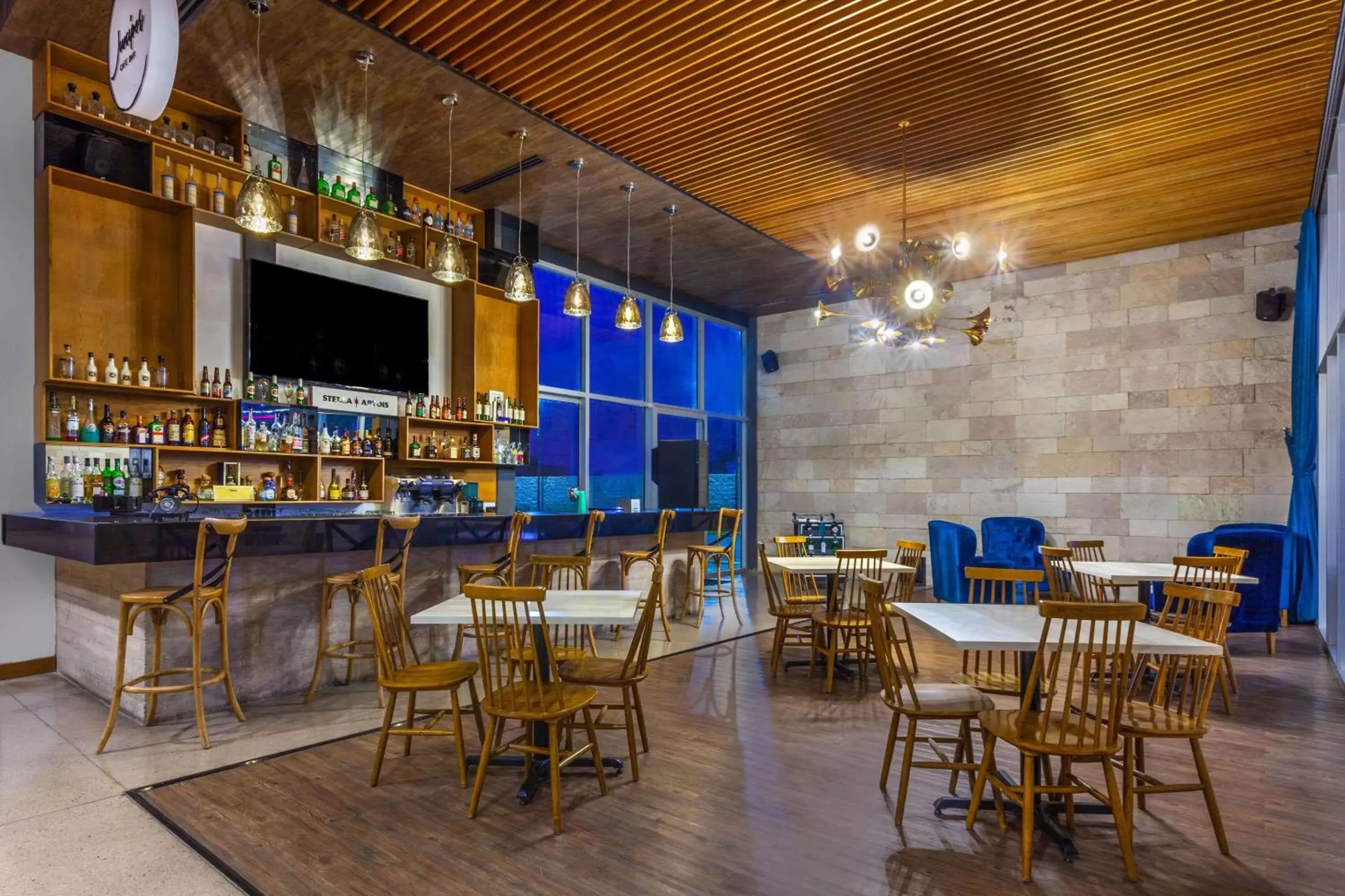 On site, Restaurant/Places to Eat in TRYP by Wyndham San Luis Potosi Hotel & Suites