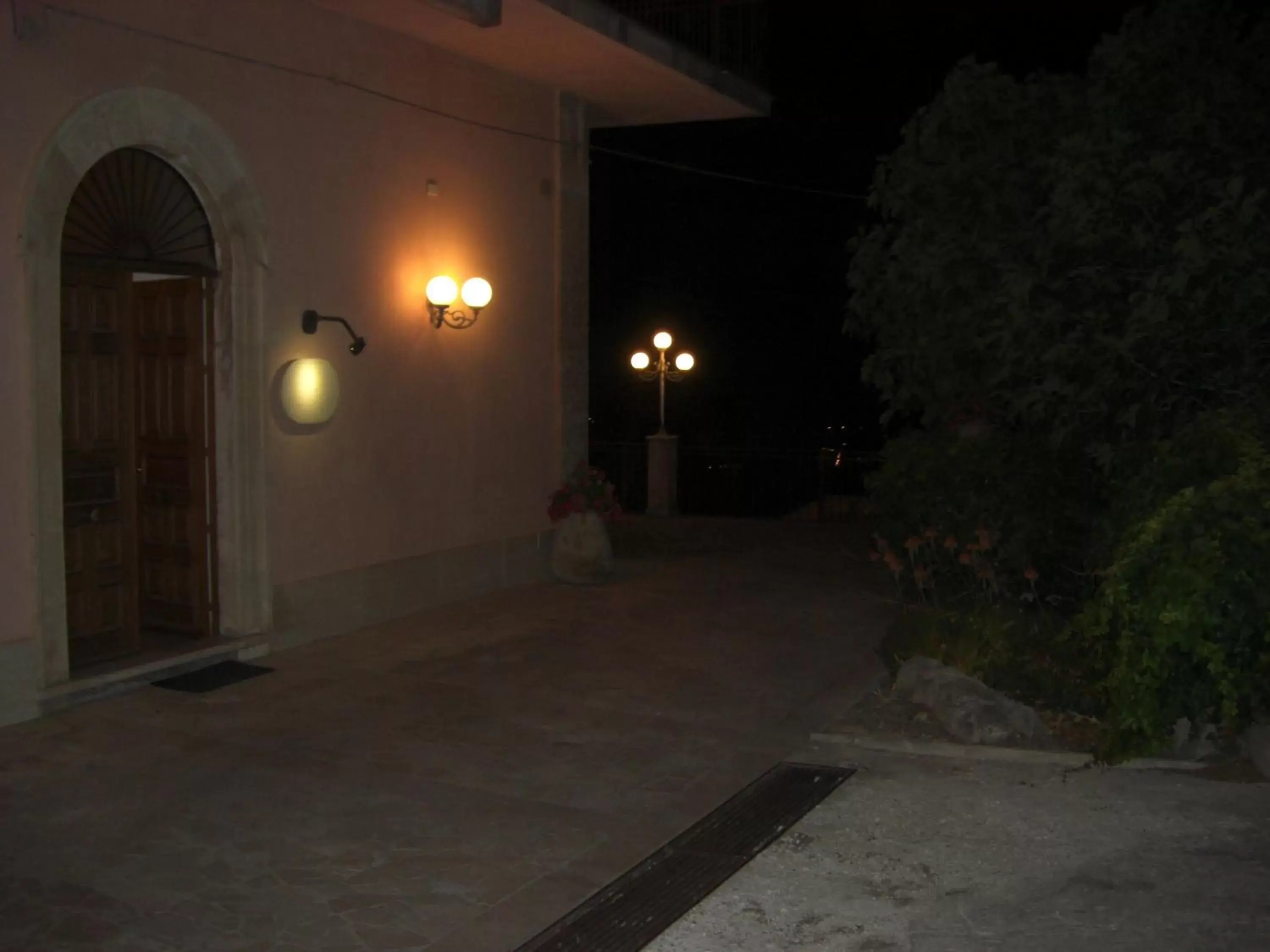 Facade/entrance in Albergo Villa Nobile